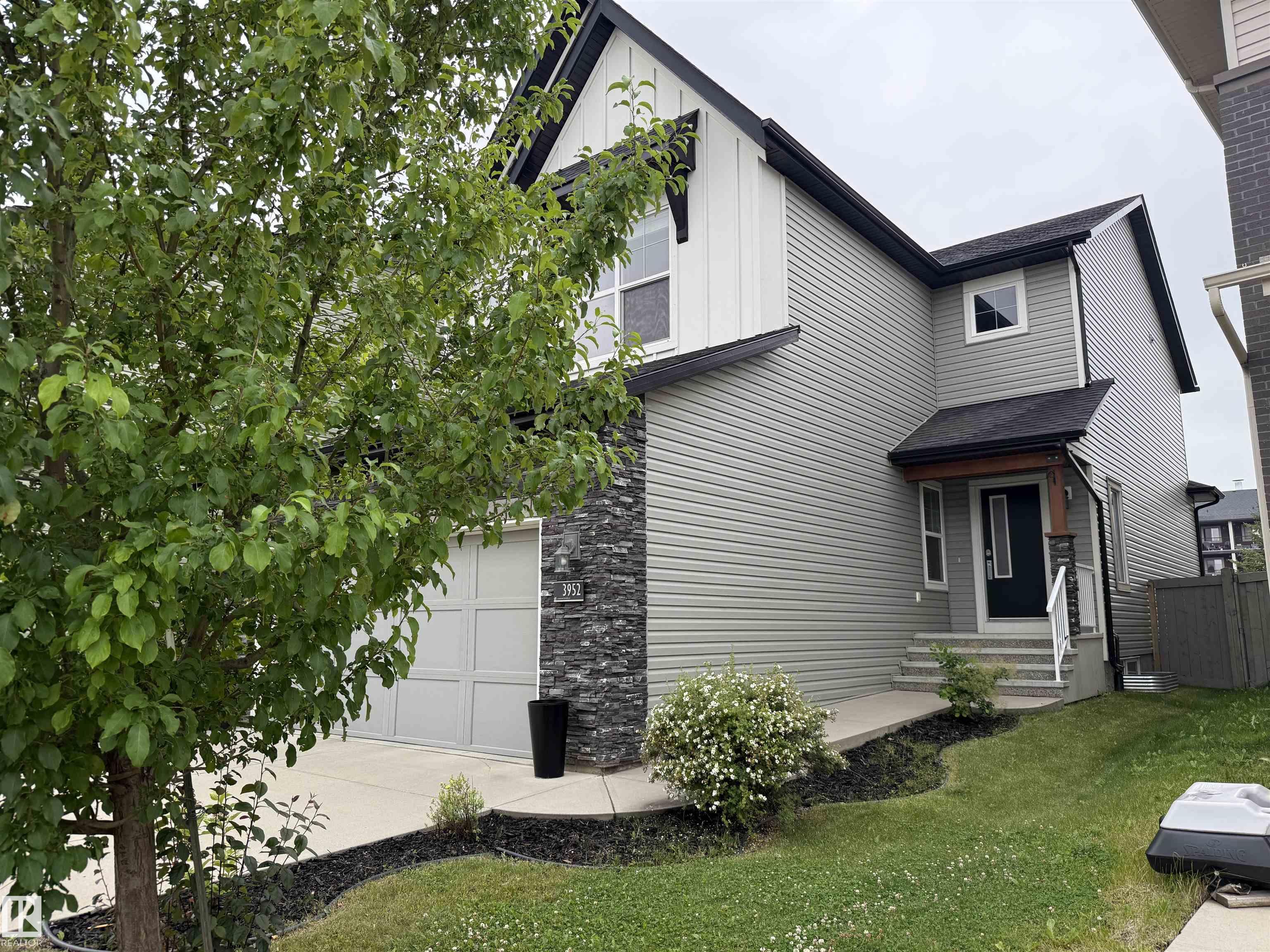 3952 Claxton Loop SW, Chappelle Area, Edmonton 