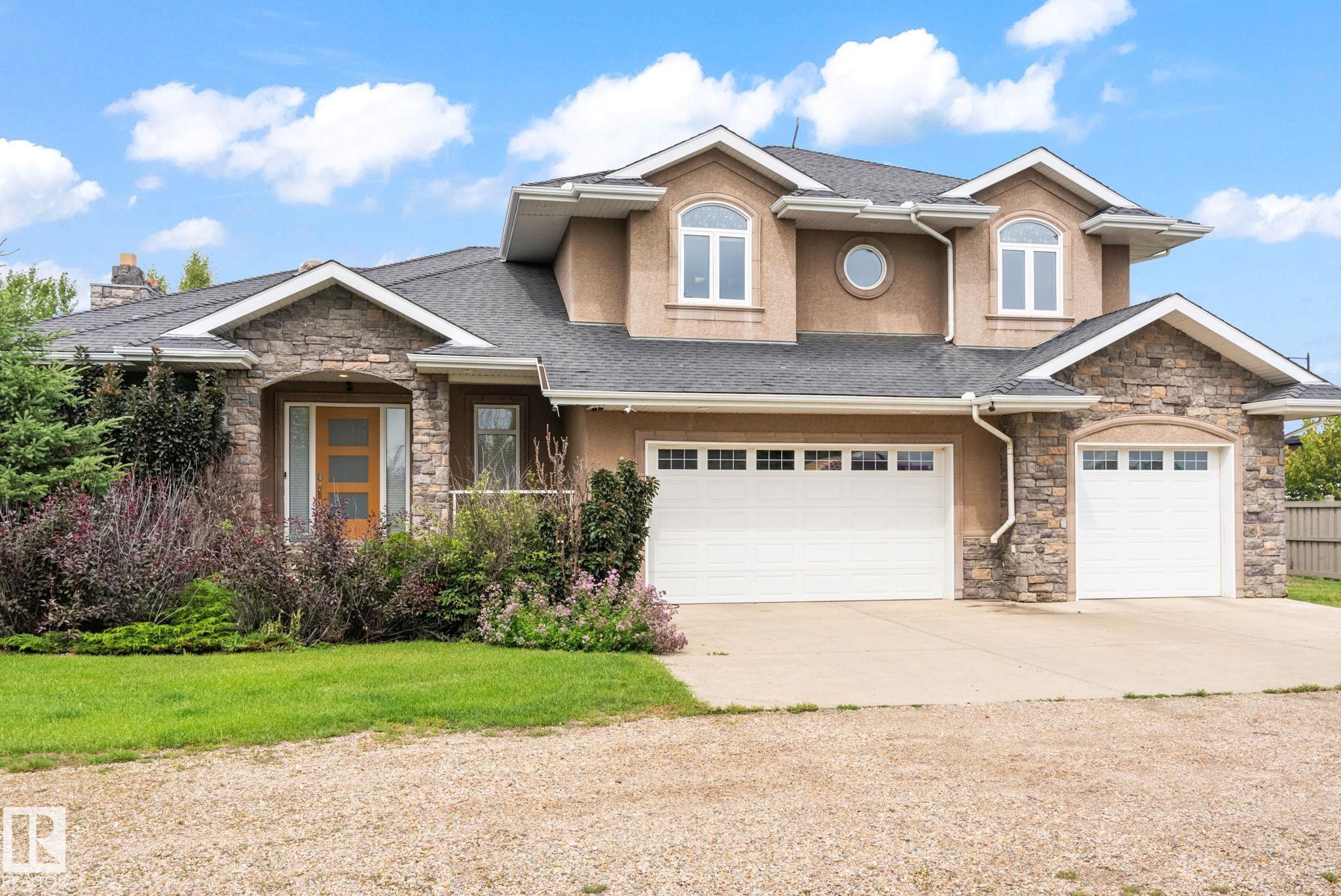 15860 41 Avenue SW, Chappelle Area, Edmonton 