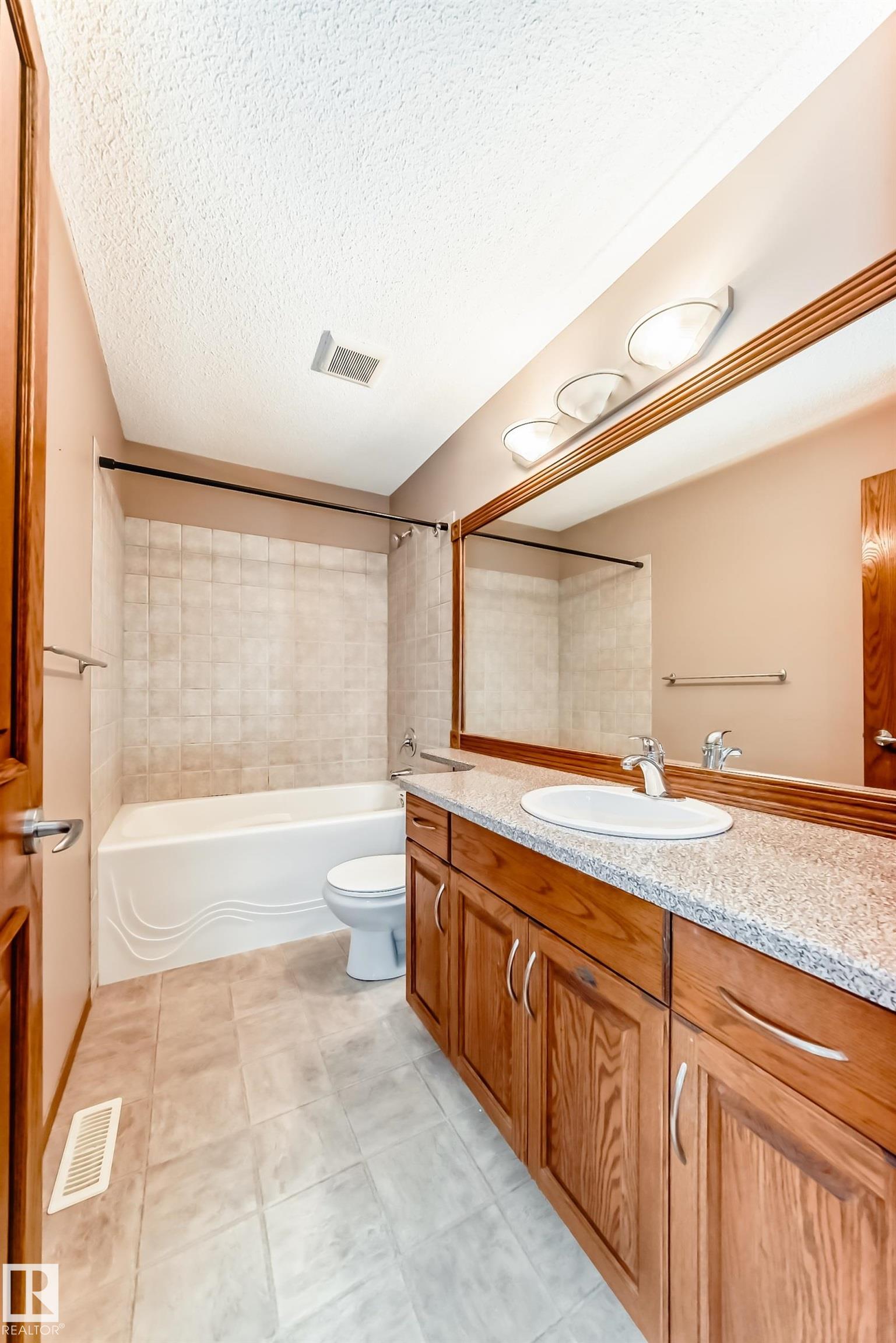 Photo 46 at 204 Reichert Drive, Coloniale Estates, Beaumont