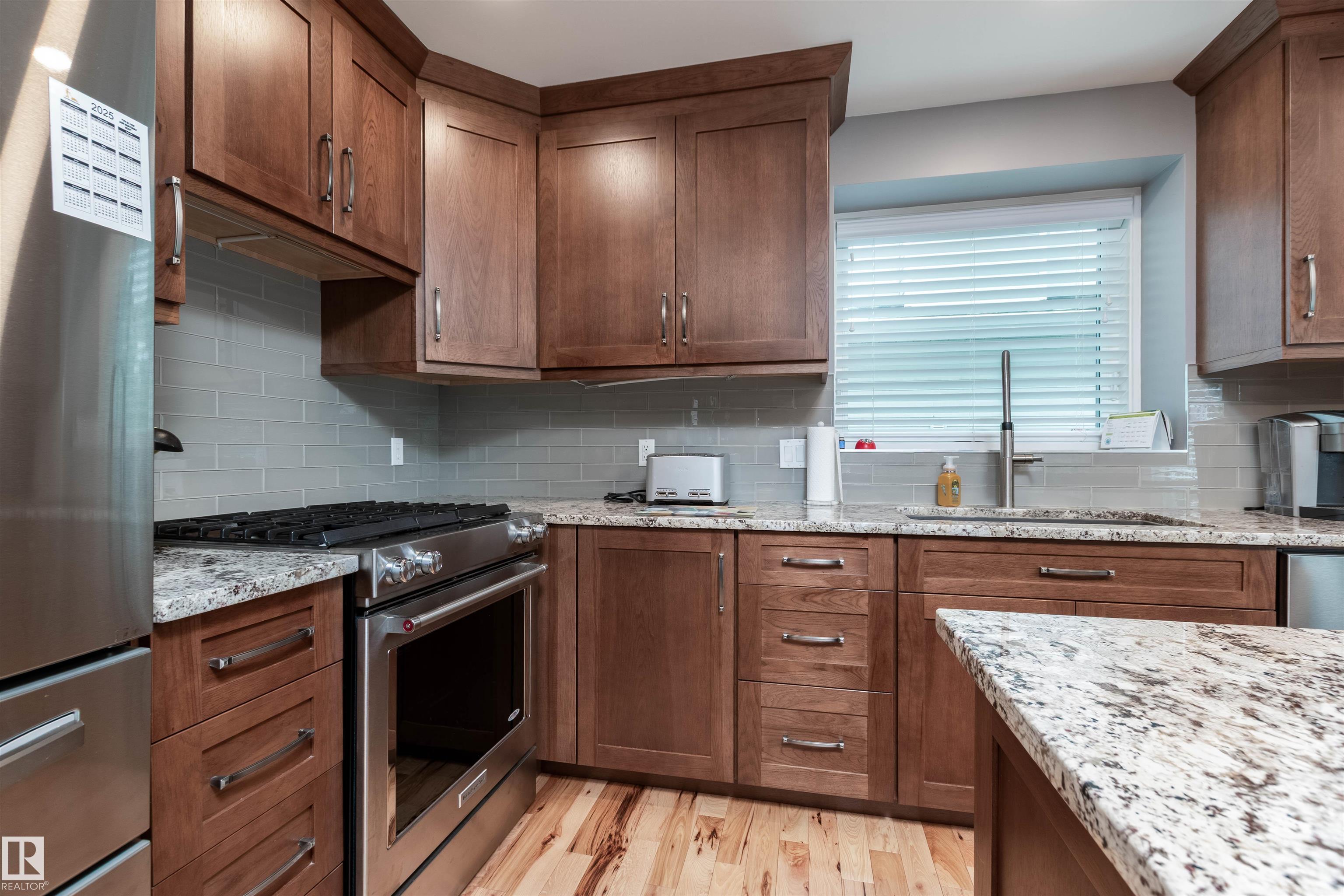 Photo 17 at 8 Carmel Close, Craigavon, Sherwood Park