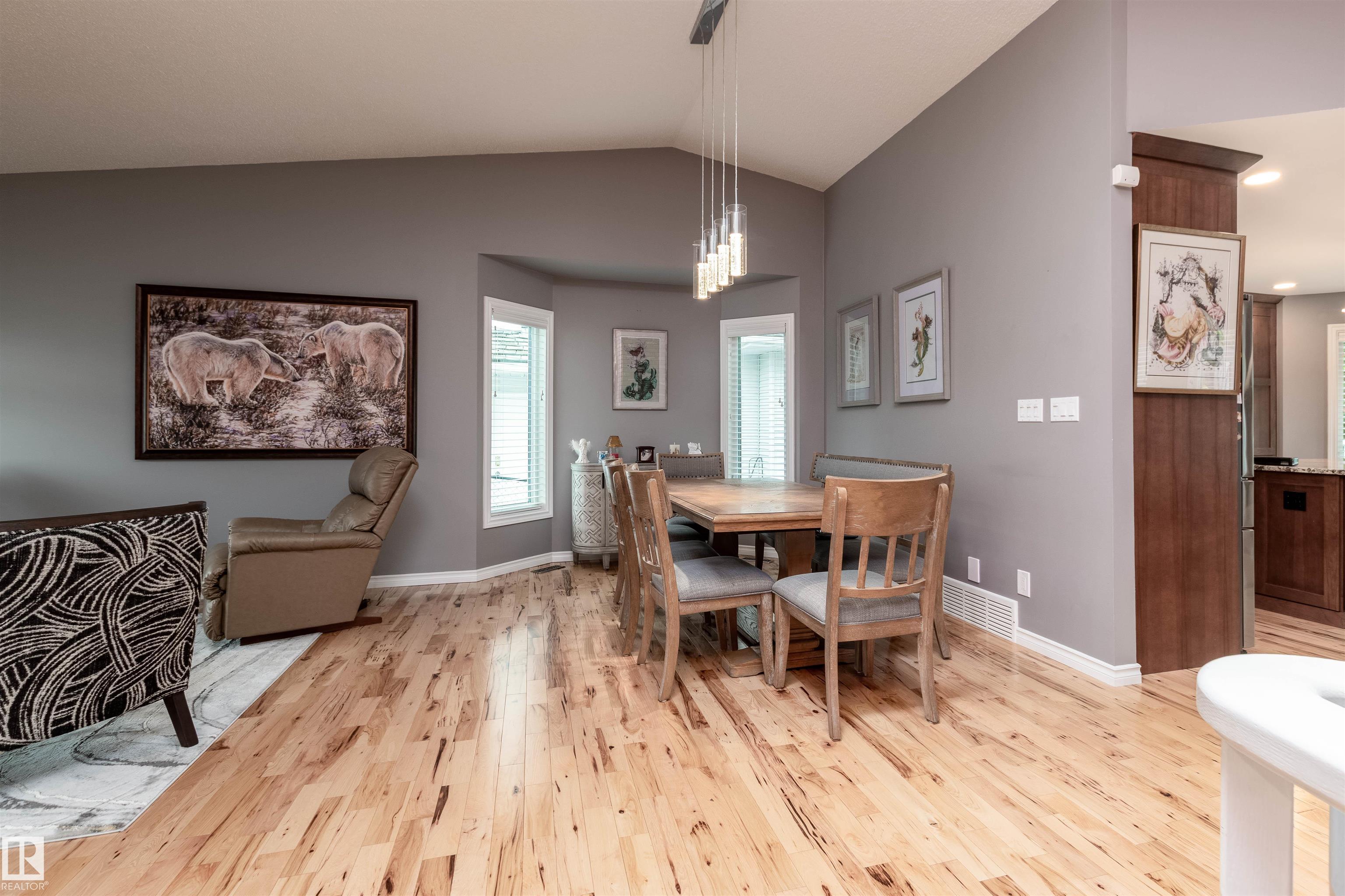 Photo 9 at 8 Carmel Close, Craigavon, Sherwood Park