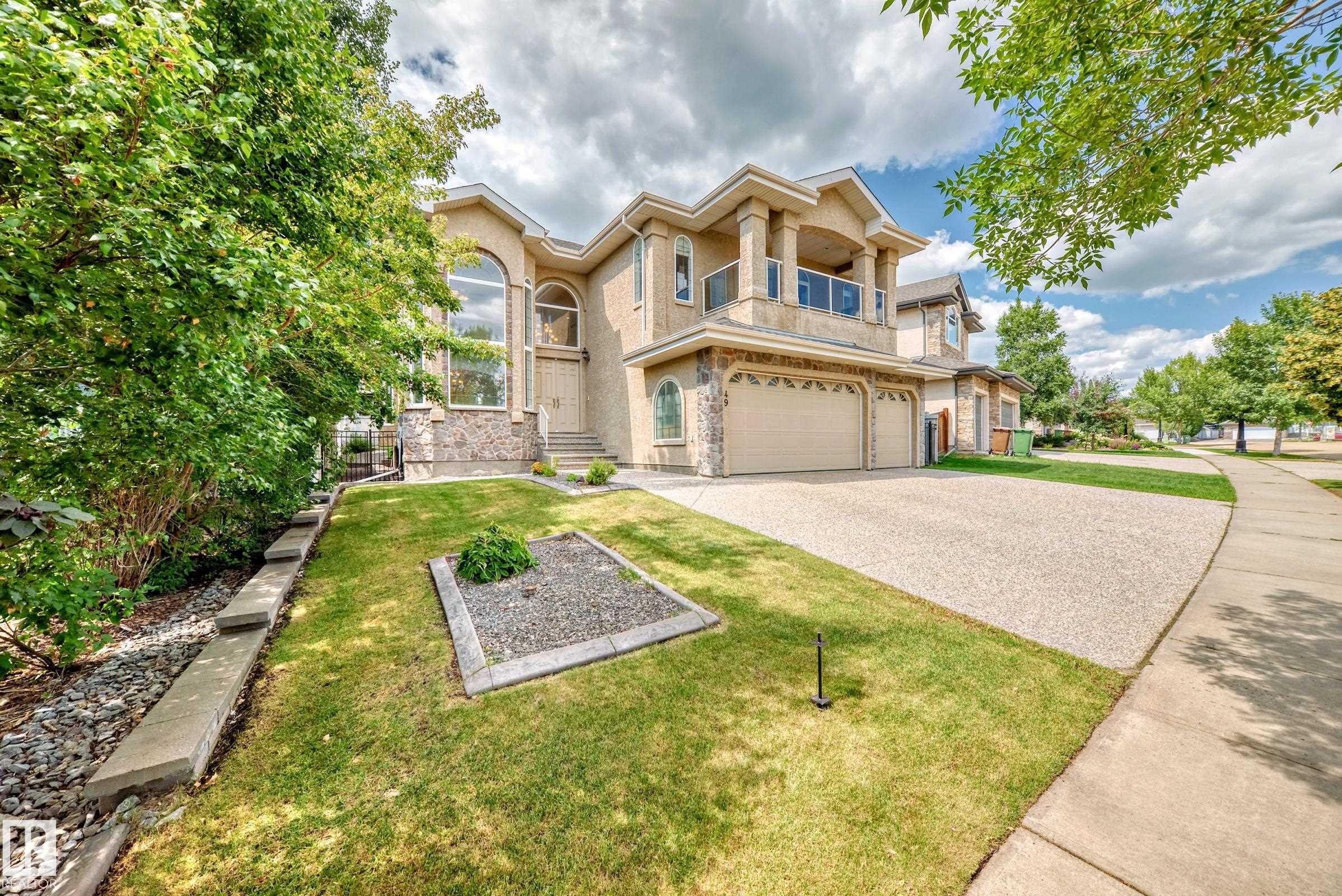 Photo 3 at 49 Loiselle Way, Lacombe Park, St. Albert