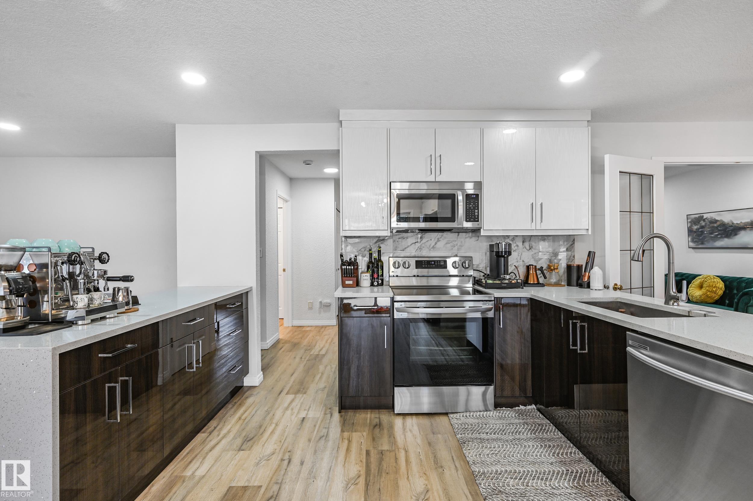 Photo 22 at 131 Ormsby Road W NW, Ormsby Place, Edmonton