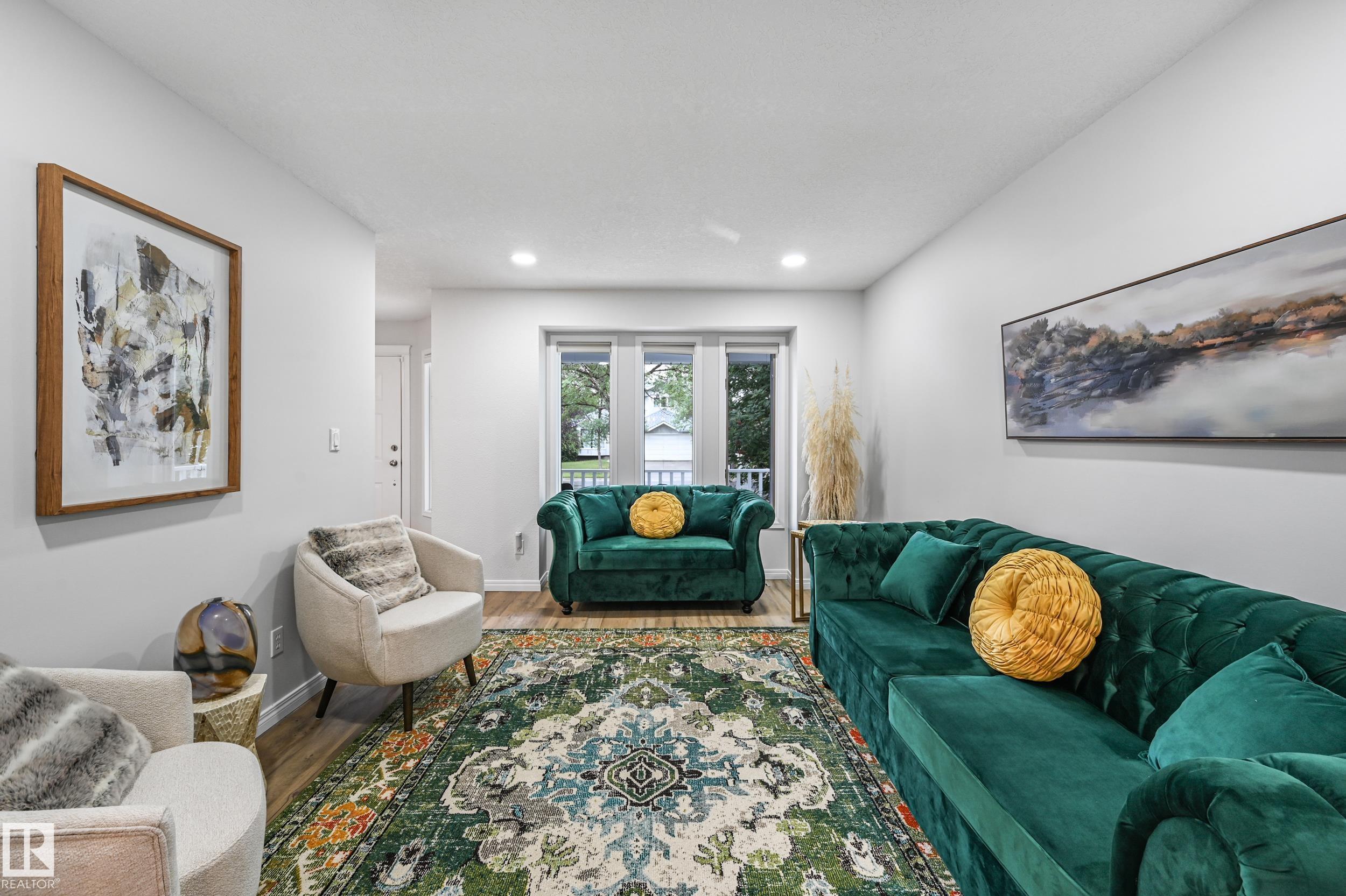 Photo 36 at 131 Ormsby Road W NW, Ormsby Place, Edmonton