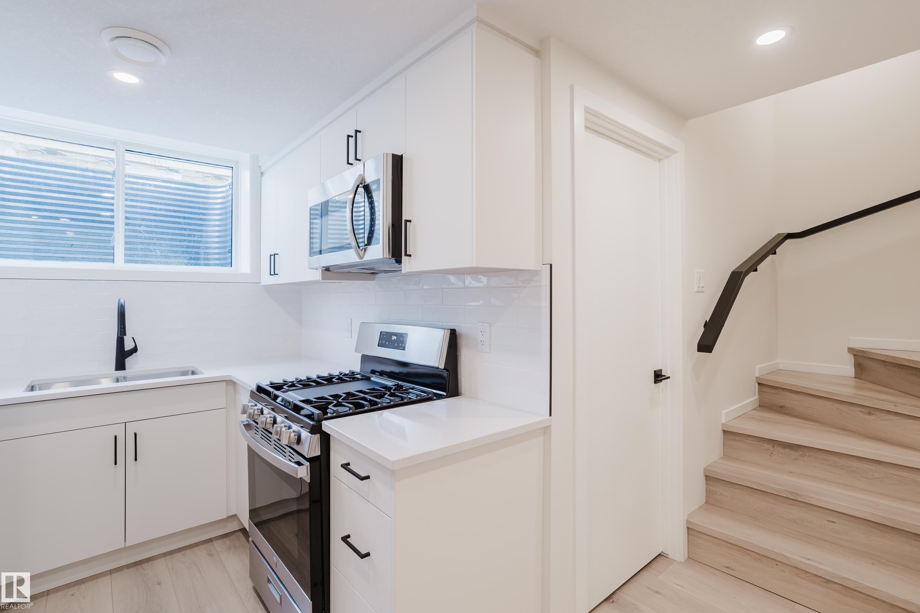 Photo 19 at 10463/65/67/69 159 Street NW, Britannia Youngstown, Edmonton