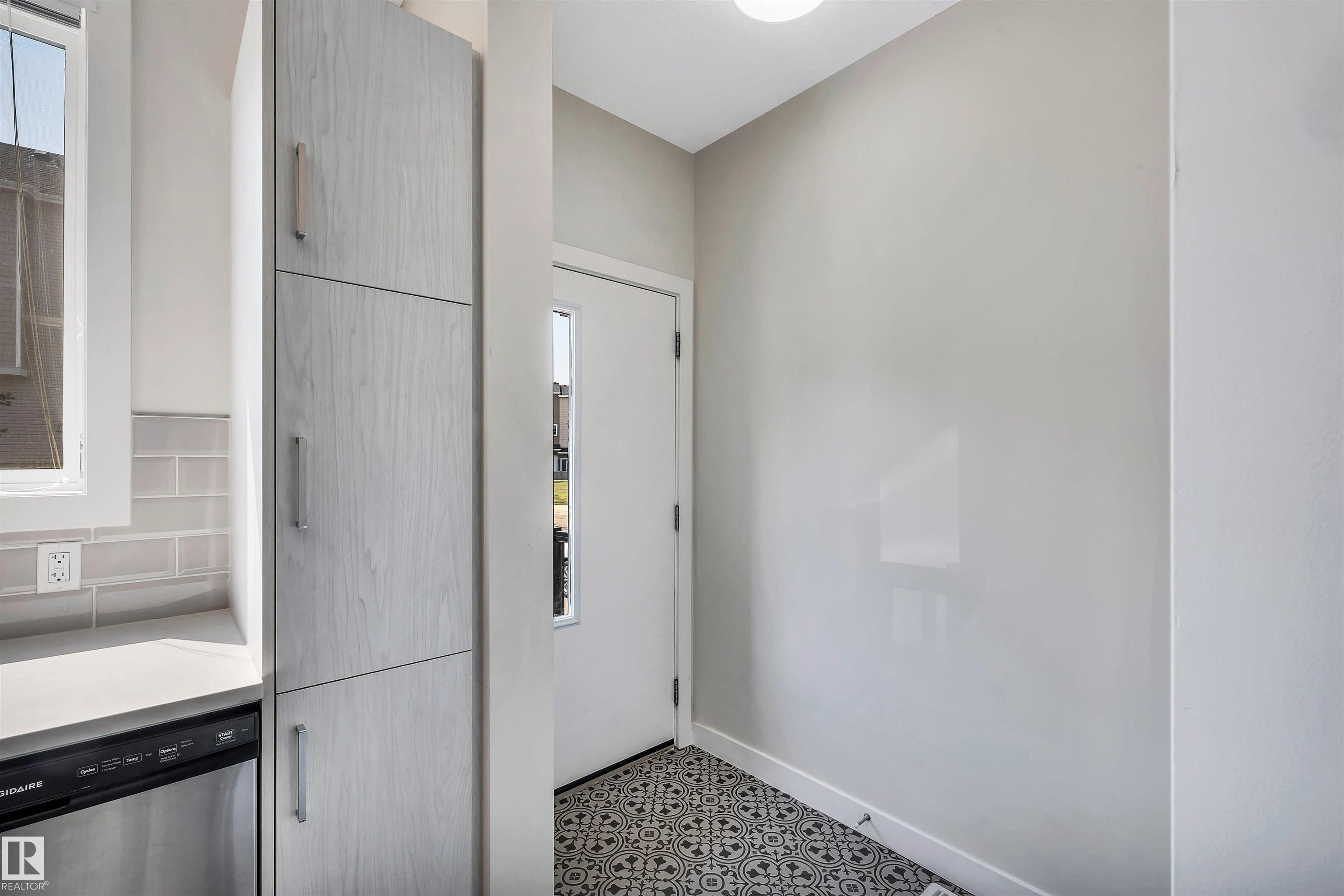 Photo 3 at 60 - 600 Bellerose Drive, Oakmont, St. Albert