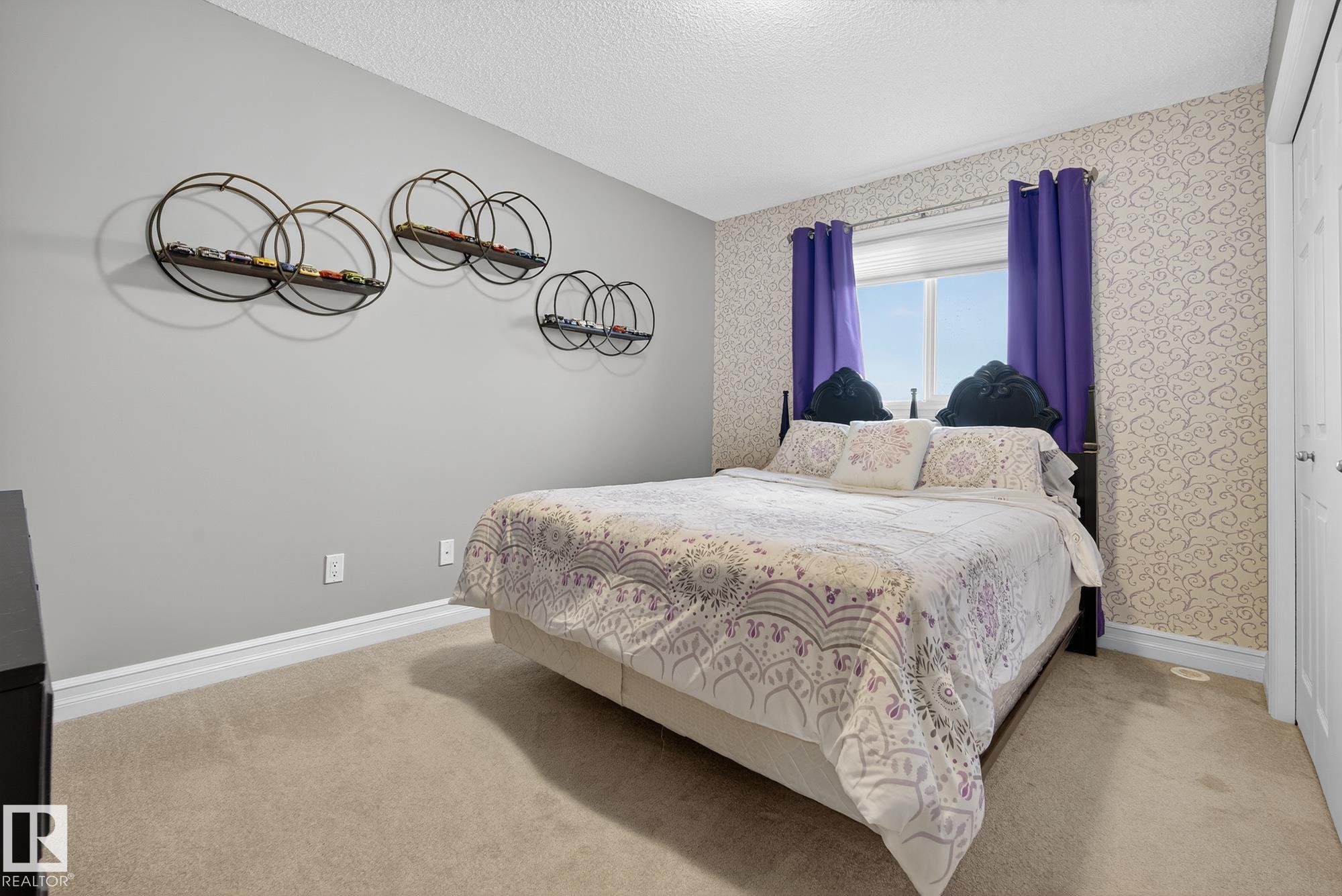 http://cdnparap120.paragonrels.com/ParagonImages/Property/p12/RAE/225362148/30/0/0/19ce4529d607302be07fee9b25fa3586/1/f0d90b4e5b8e7771aff15974cd8b416e/225362148-a946dfc0-7feb-425d-bee8-e54541010cbe.JPG