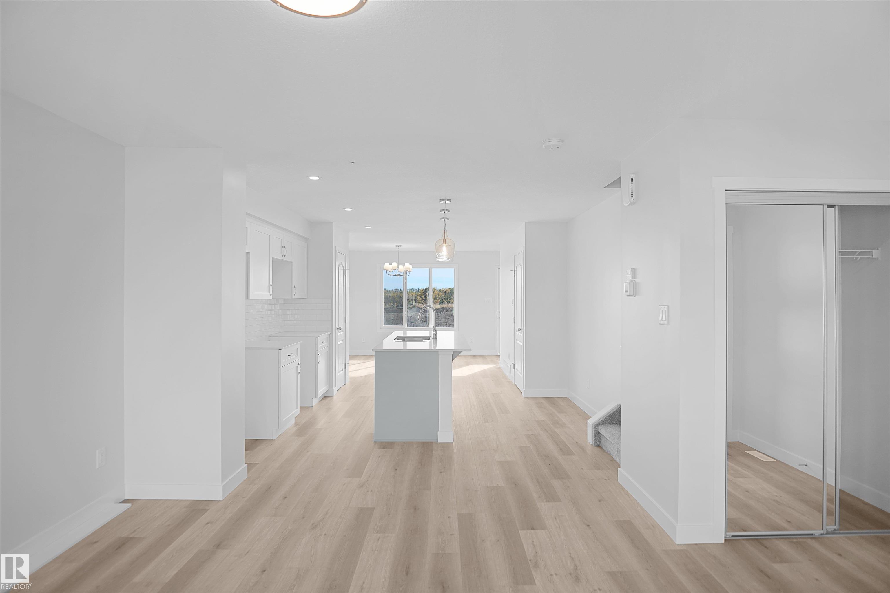 Picture for 404 176 AV NE