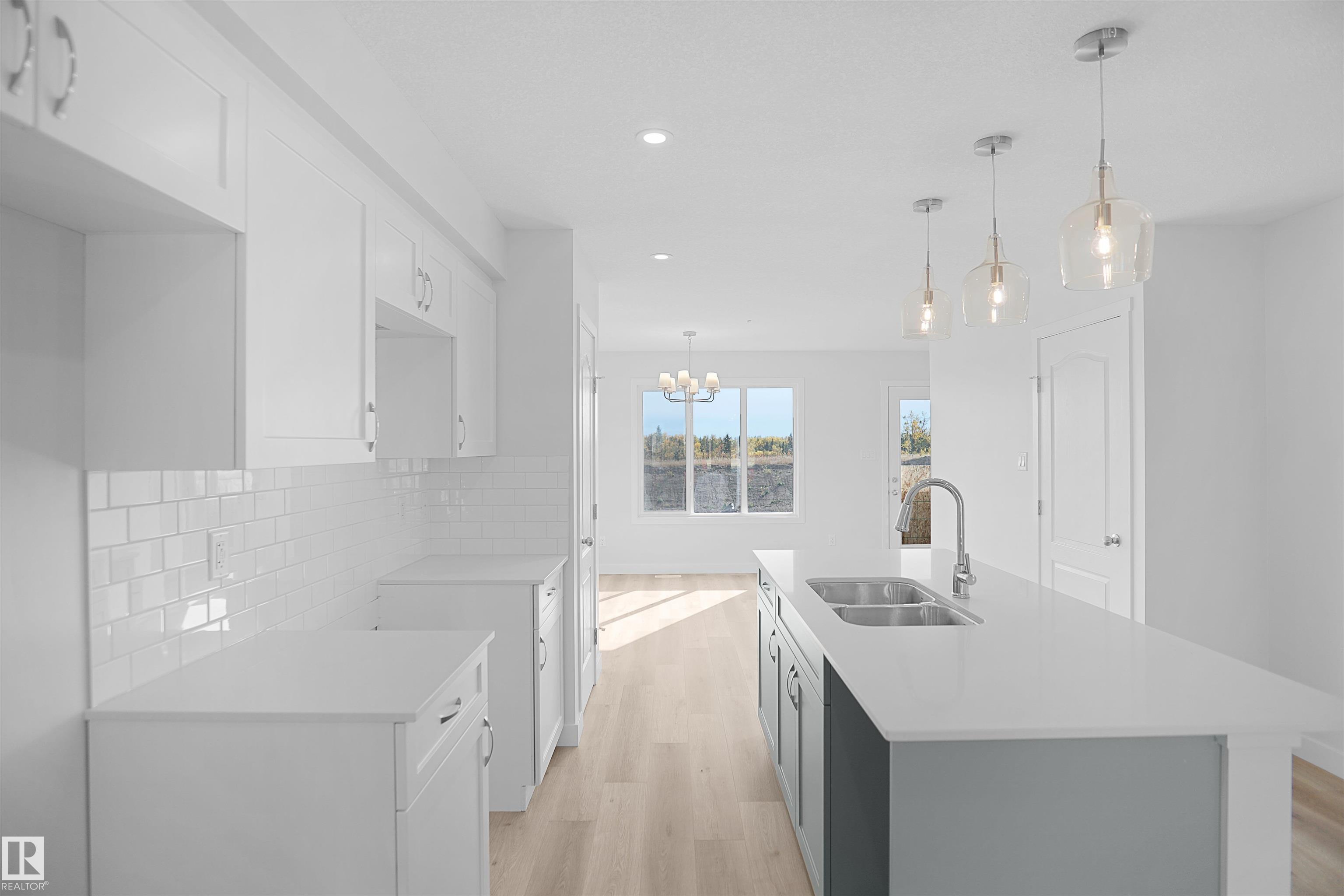 Picture for 404 176 AV NE