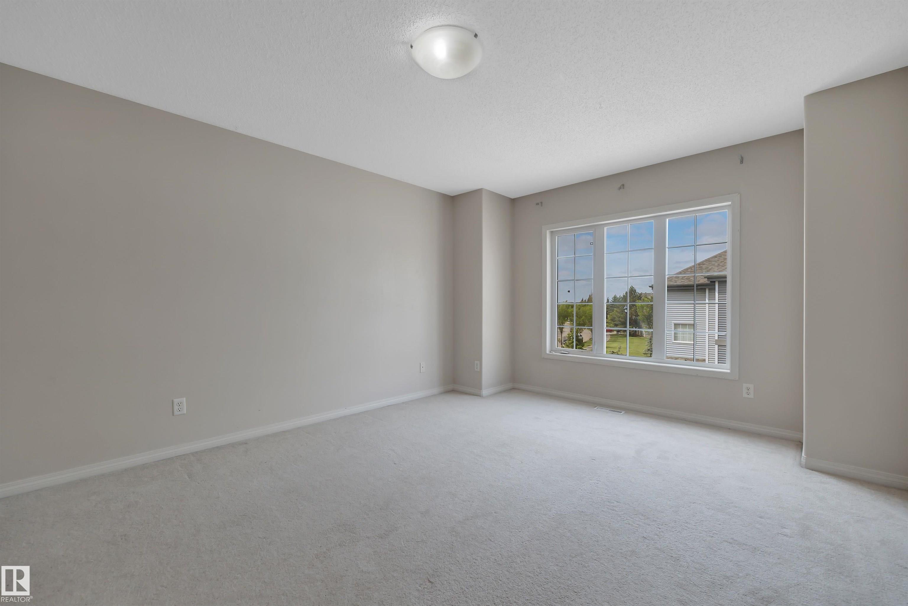 Photo 22 at 2 - 5102 30 Avenue, Place Chaleureuse, Beaumont