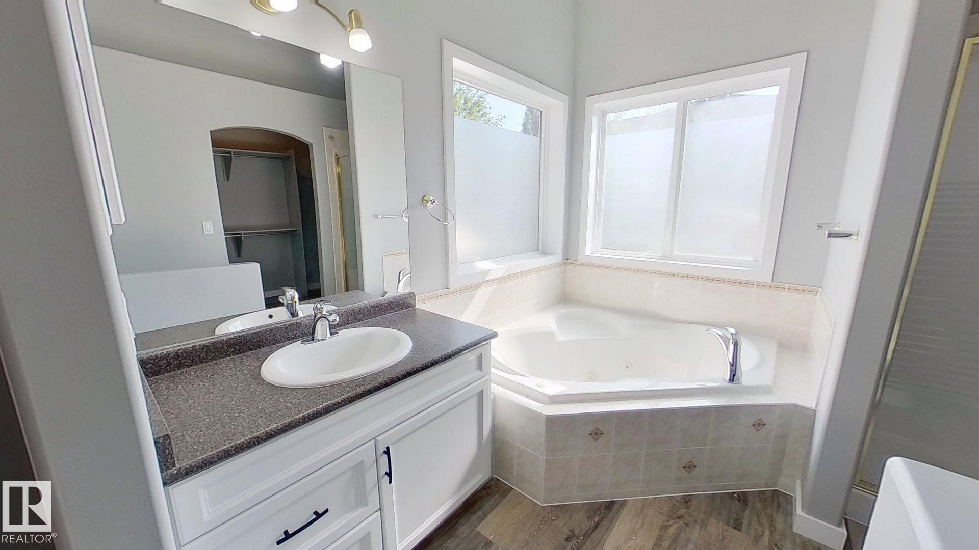 Photo 13 at 29 Rue Bouchard, Citadel Ridge, Beaumont