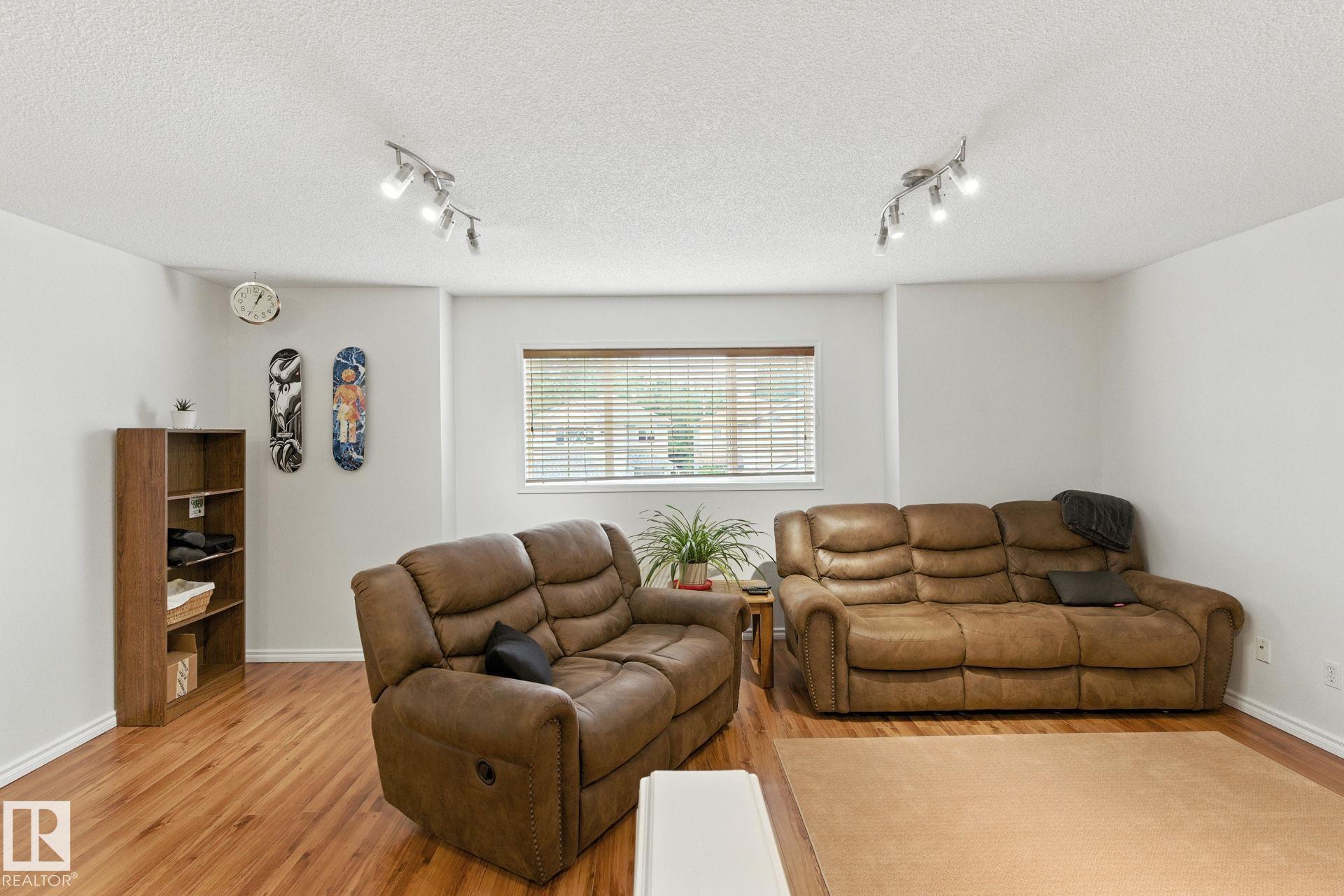 Photo 15 at 289 Foxboro Crescent, Foxboro, Sherwood Park