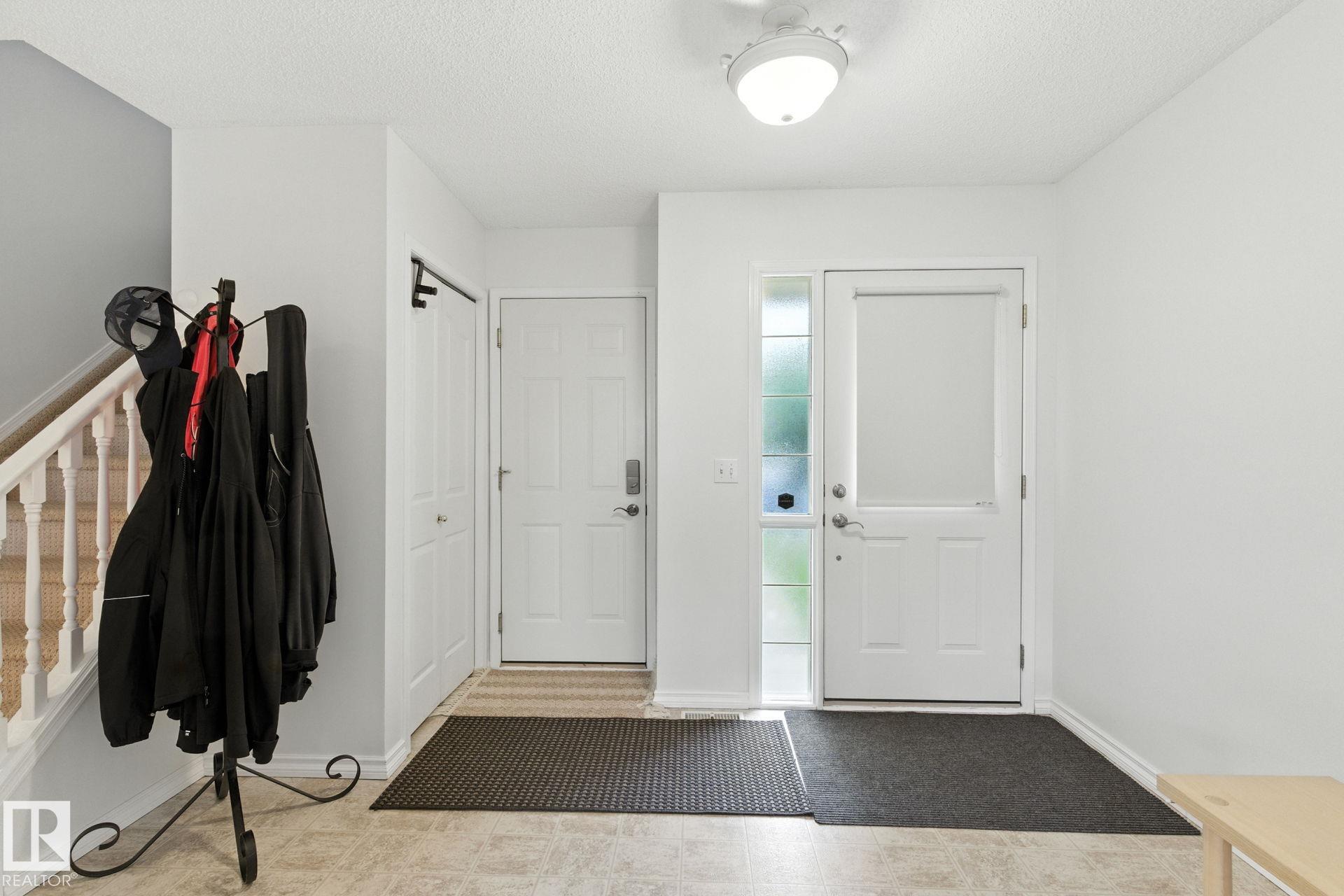 Photo 3 at 289 Foxboro Crescent, Foxboro, Sherwood Park