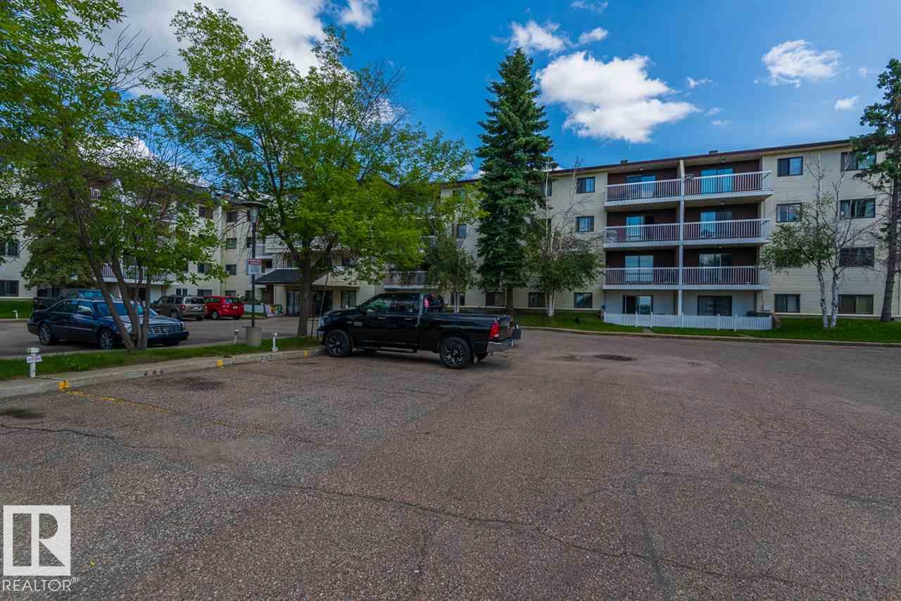 Photo 2 at 407 - 1945 105 Street NW, Keheewin, Edmonton