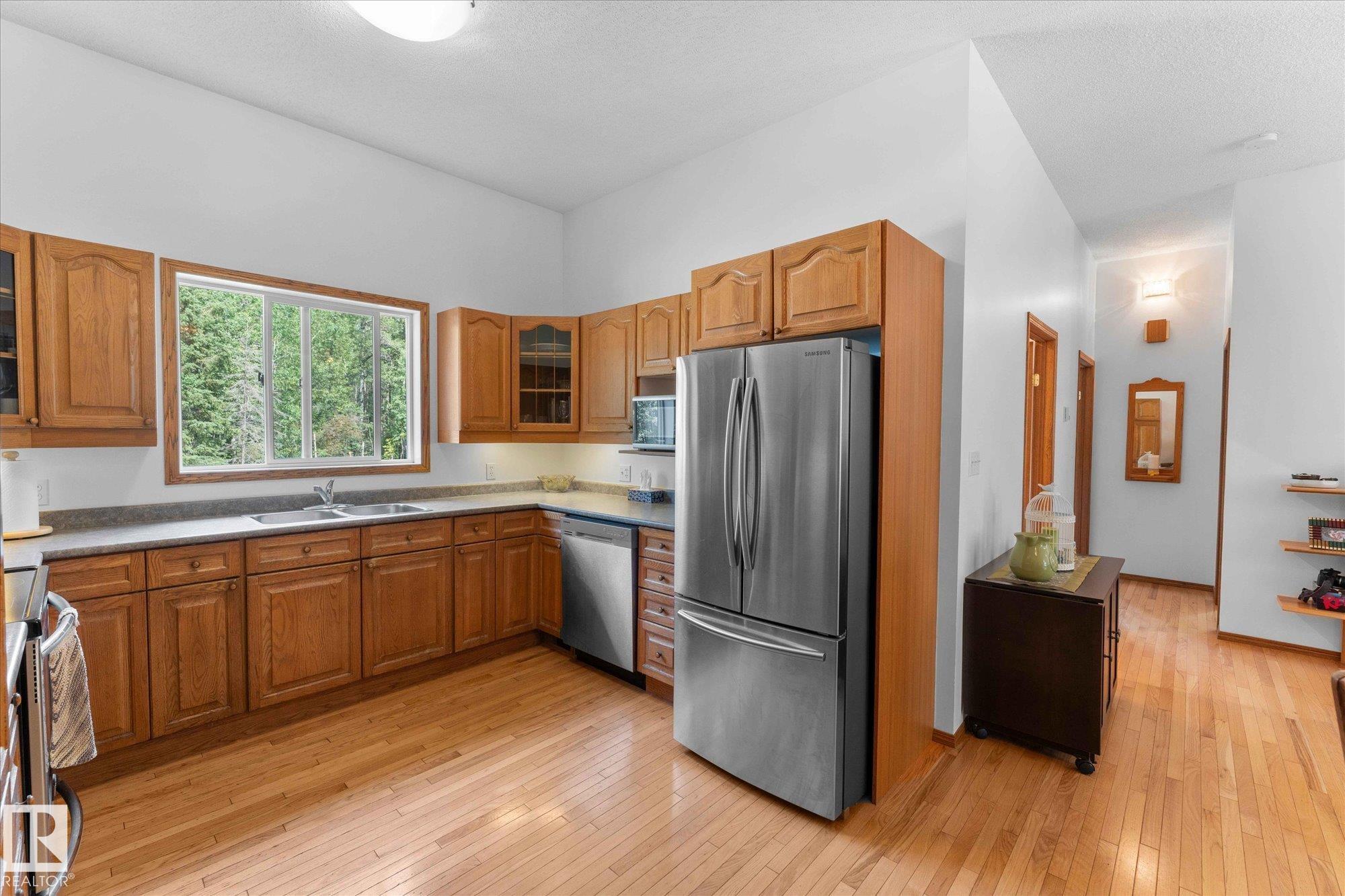 Photo 18 at 6316 Hghway 16, Lake Isle, Rural Parkland County