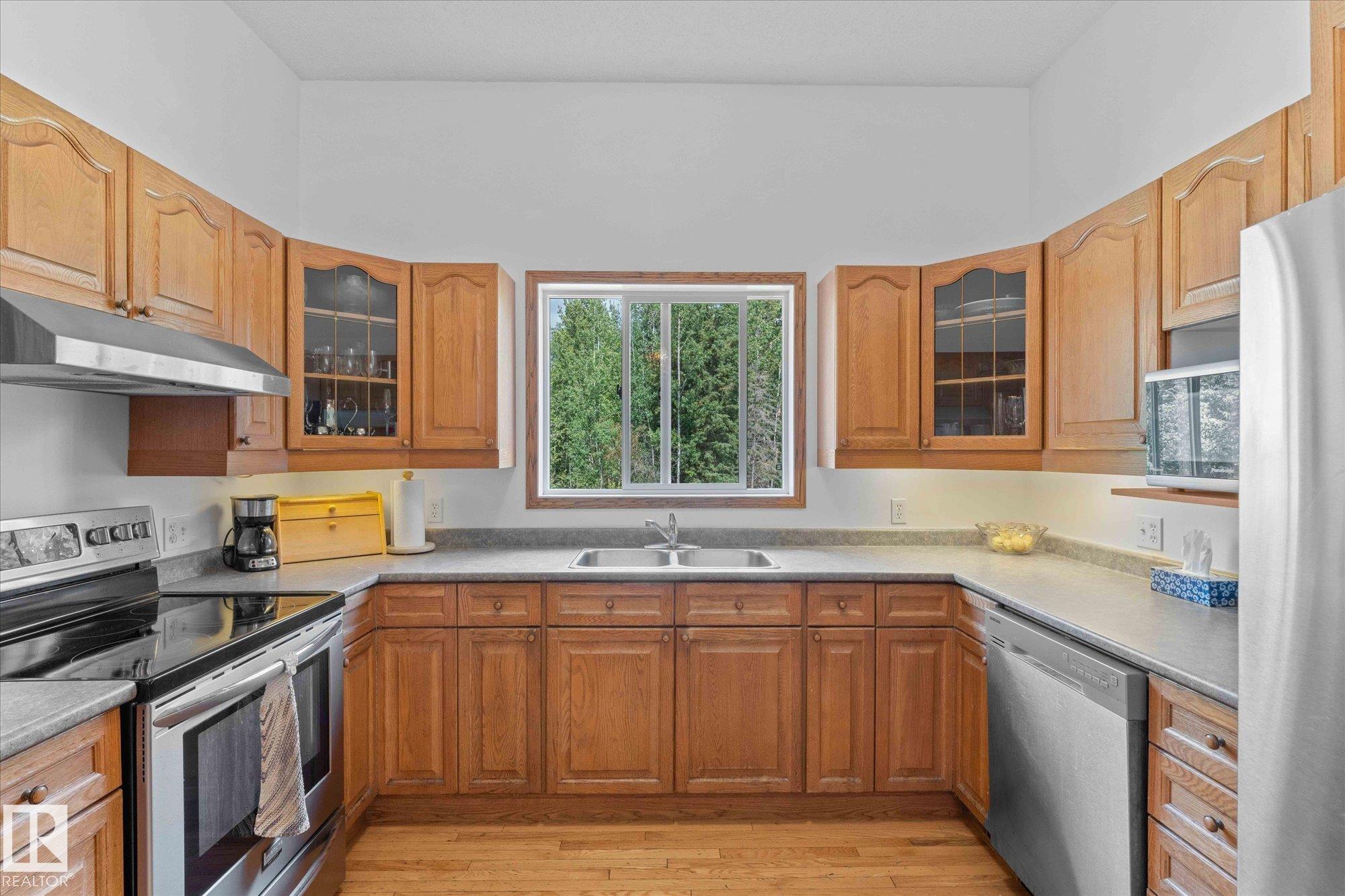 Photo 21 at 6316 Hghway 16, Lake Isle, Rural Parkland County