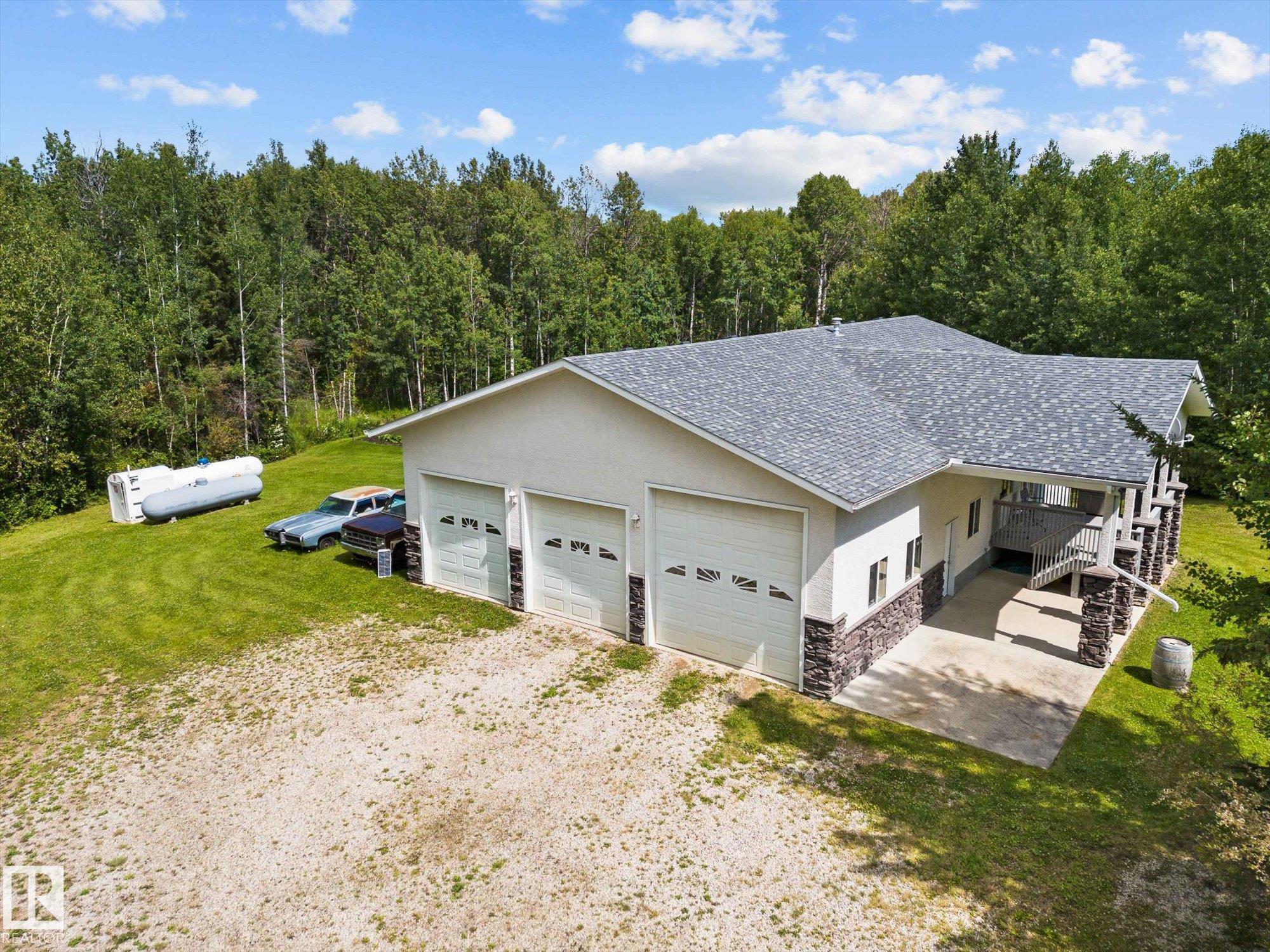 Photo 4 at 6316 Hghway 16, Lake Isle, Rural Parkland County