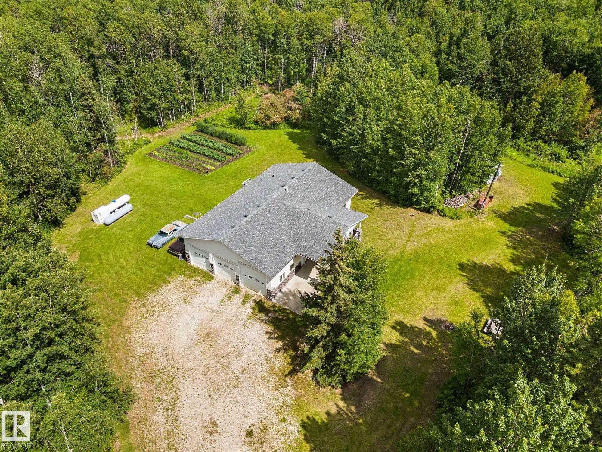 Photo 8 at 6316 Hghway 16, Lake Isle, Rural Parkland County