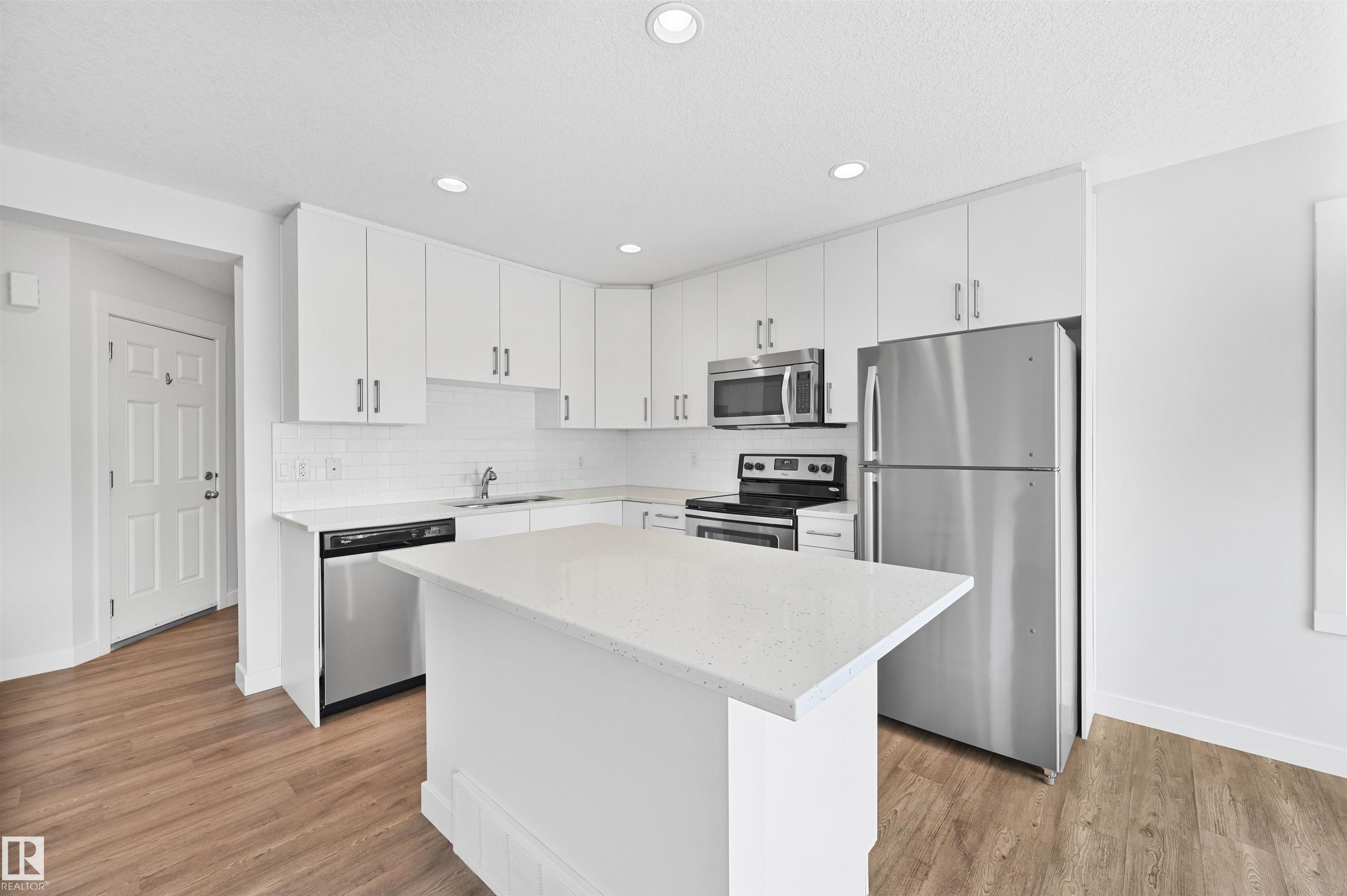 Photo 8 at 7080 South Terwillegar Drive NW, South Terwillegar, Edmonton