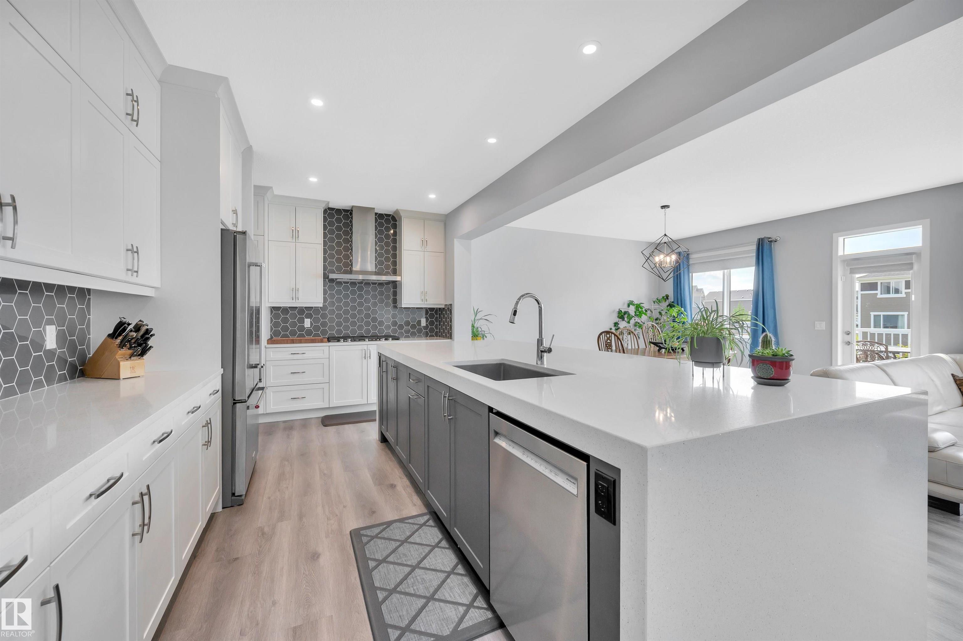 Photo 13 at 134 Edgewater Circle, Southfork, Leduc