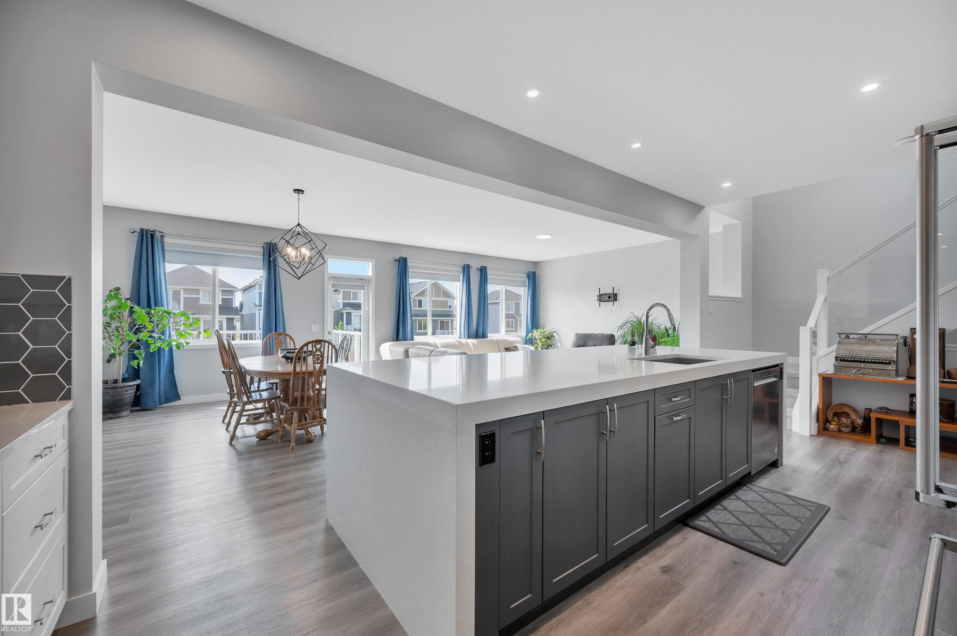 Photo 16 at 134 Edgewater Circle, Southfork, Leduc