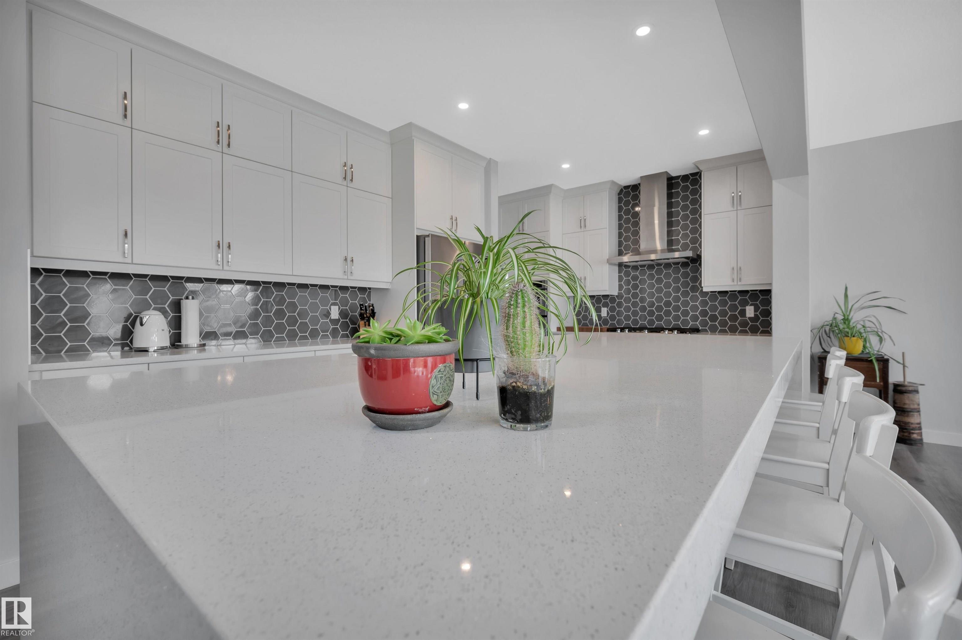 Photo 10 at 134 Edgewater Circle, Southfork, Leduc