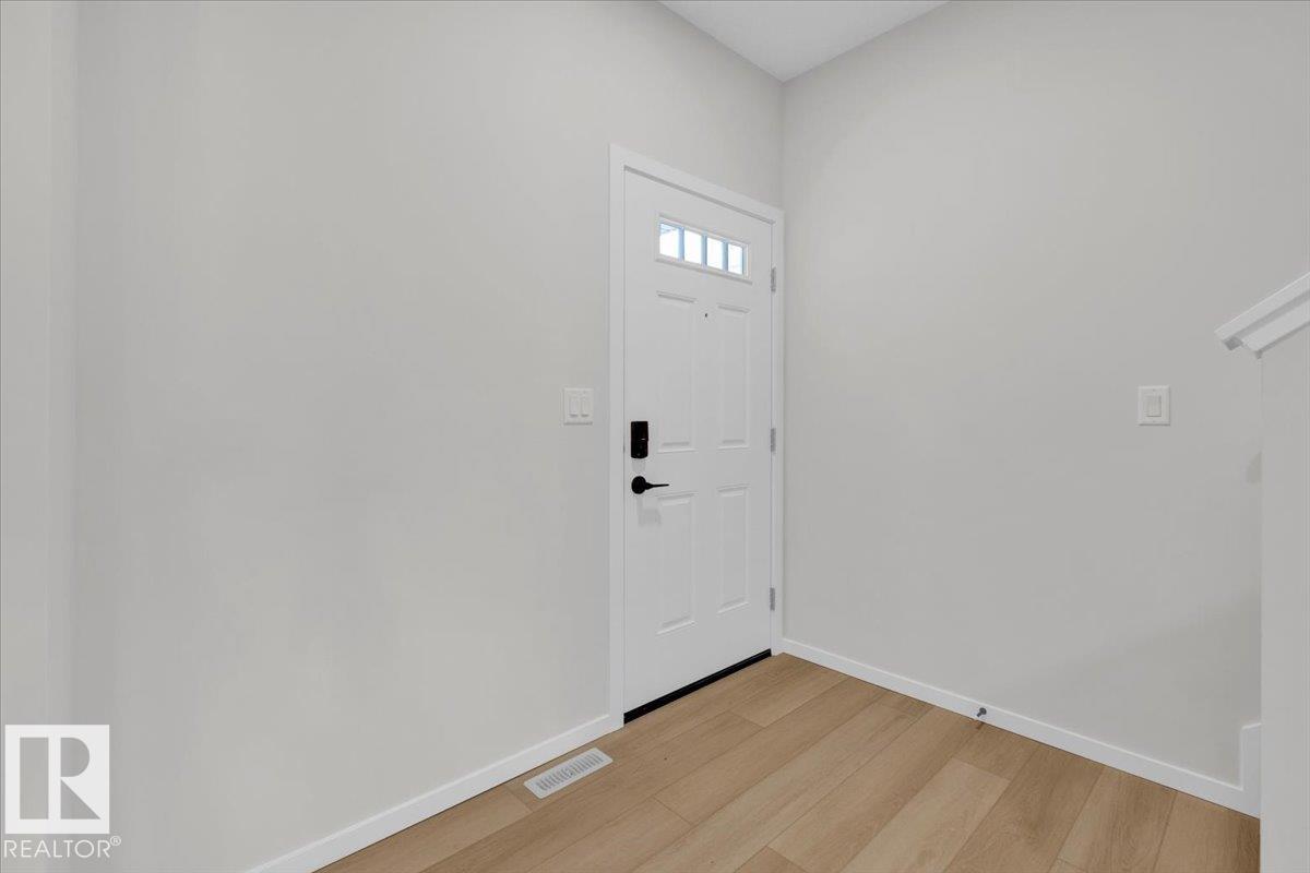 Photo 2 at 133 Hilton Cove, Harvest Ridge, Spruce Grove