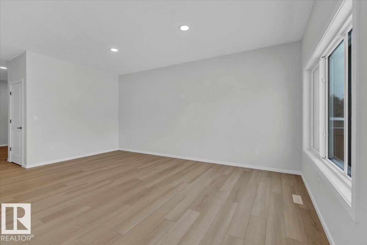 Photo 15 at 133 Hilton Cove, Harvest Ridge, Spruce Grove