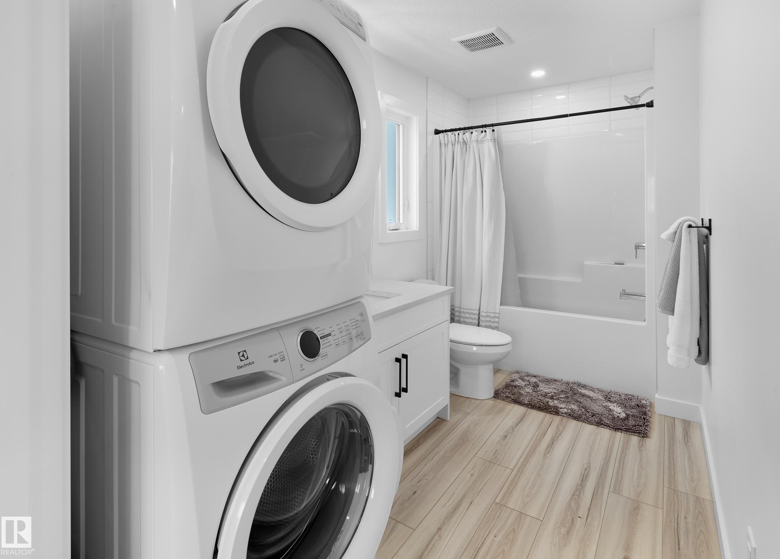 Photo 34 at 10934 131 Street NW, Westmount, Edmonton