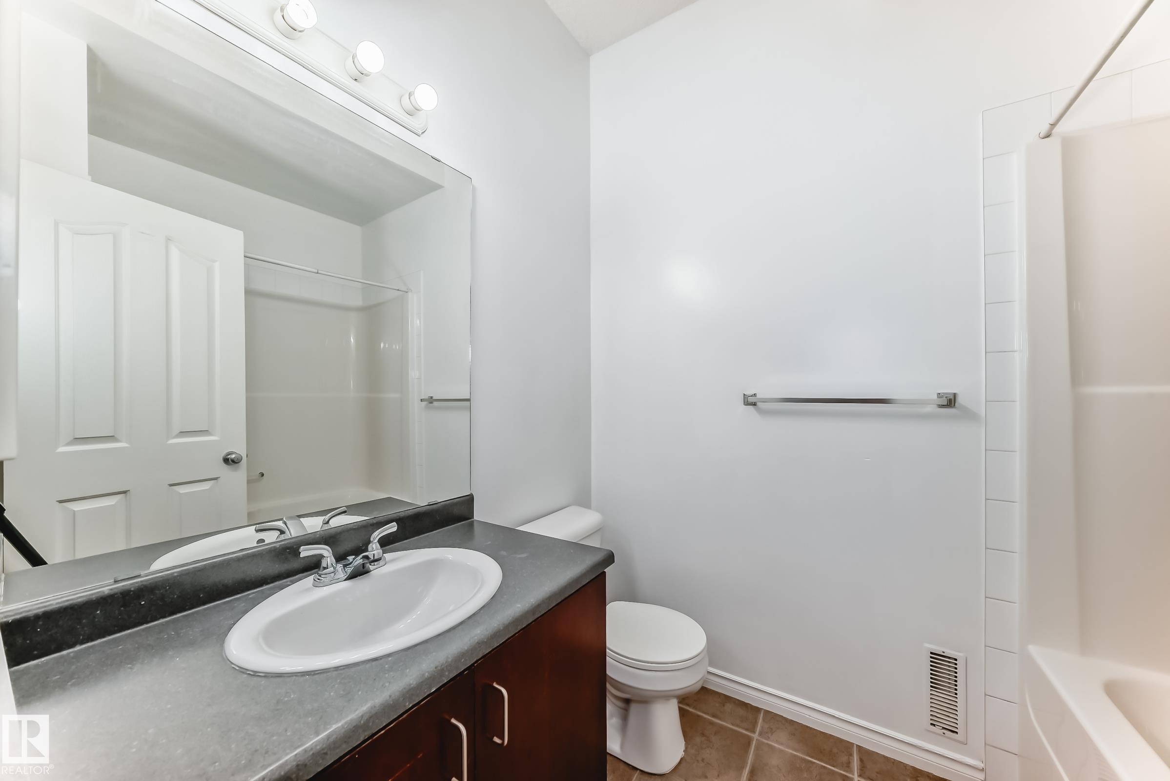 Photo 33 at 102 - 3010 33 Avenue NW, Silver Berry, Edmonton