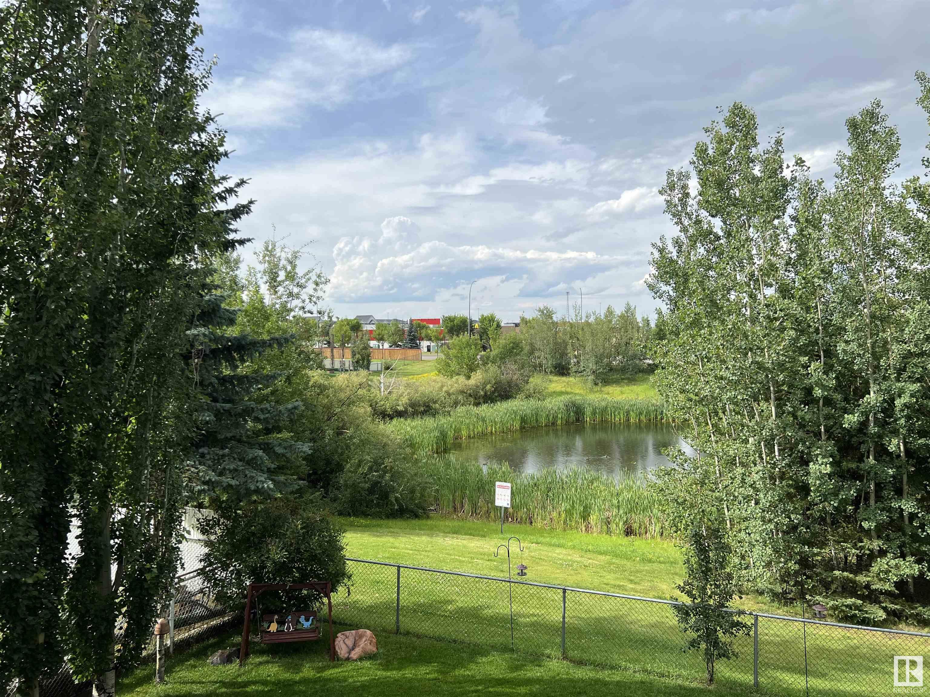http://cdnparap120.paragonrels.com/ParagonImages/Property/p12/RAE/225362468/35/0/0/721f78d7ba9847416dc110bf9bb221c6/1/c3a7ece168955b4e65c74d33e1d71369/225362468-53c91740-e6f4-4fc4-adba-14a8b3480ce4.JPG