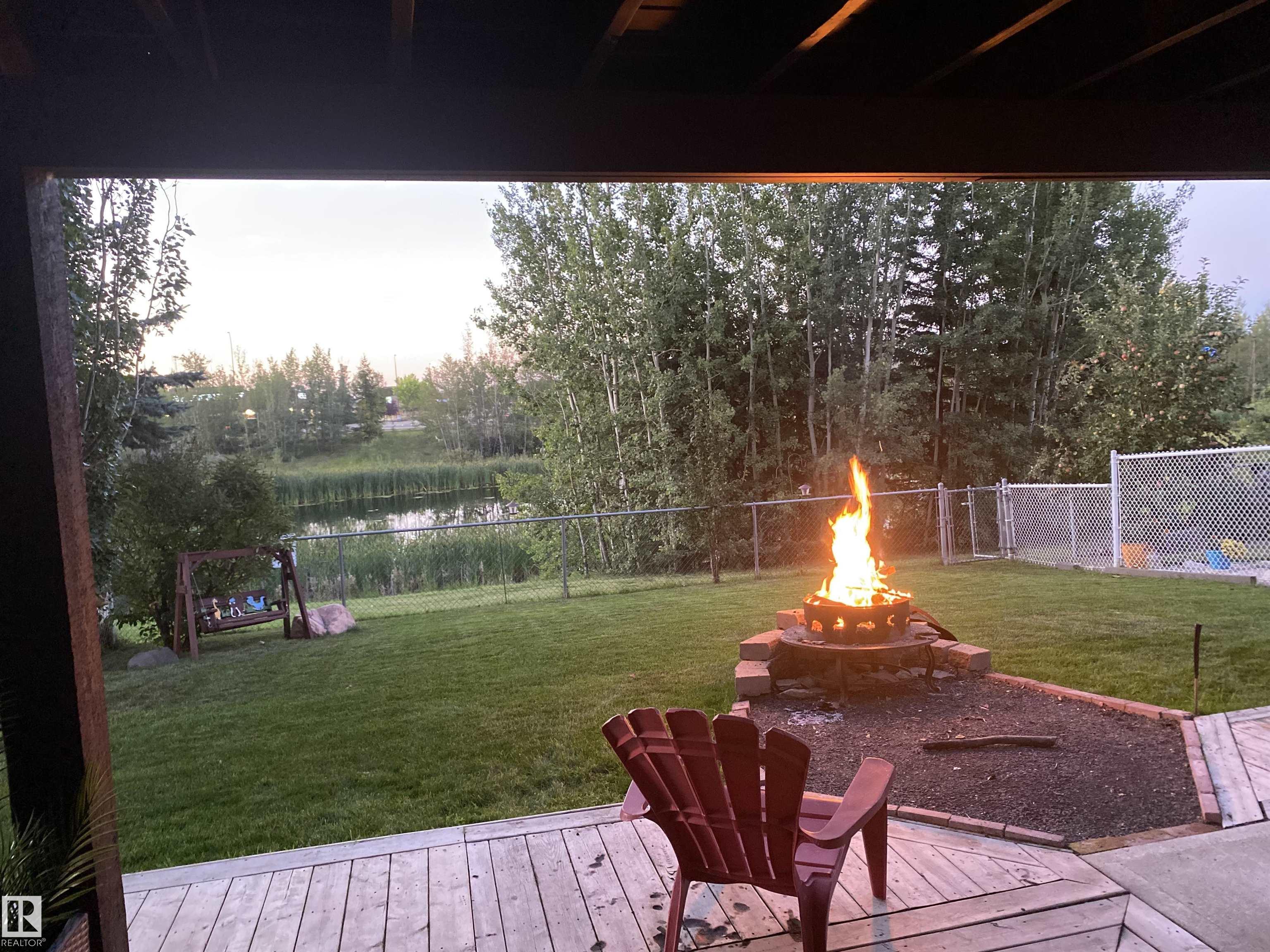 http://cdnparap120.paragonrels.com/ParagonImages/Property/p12/RAE/225362468/57/0/0/c38babf82600d3e8df6368a41f4cfa20/1/c3a7ece168955b4e65c74d33e1d71369/225362468-f543ede8-4b58-4273-ad3d-e20adf7d70f2.JPG