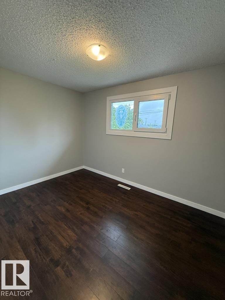 Photo 12 at 7323 130 Avenue NW, Balwin, Edmonton
