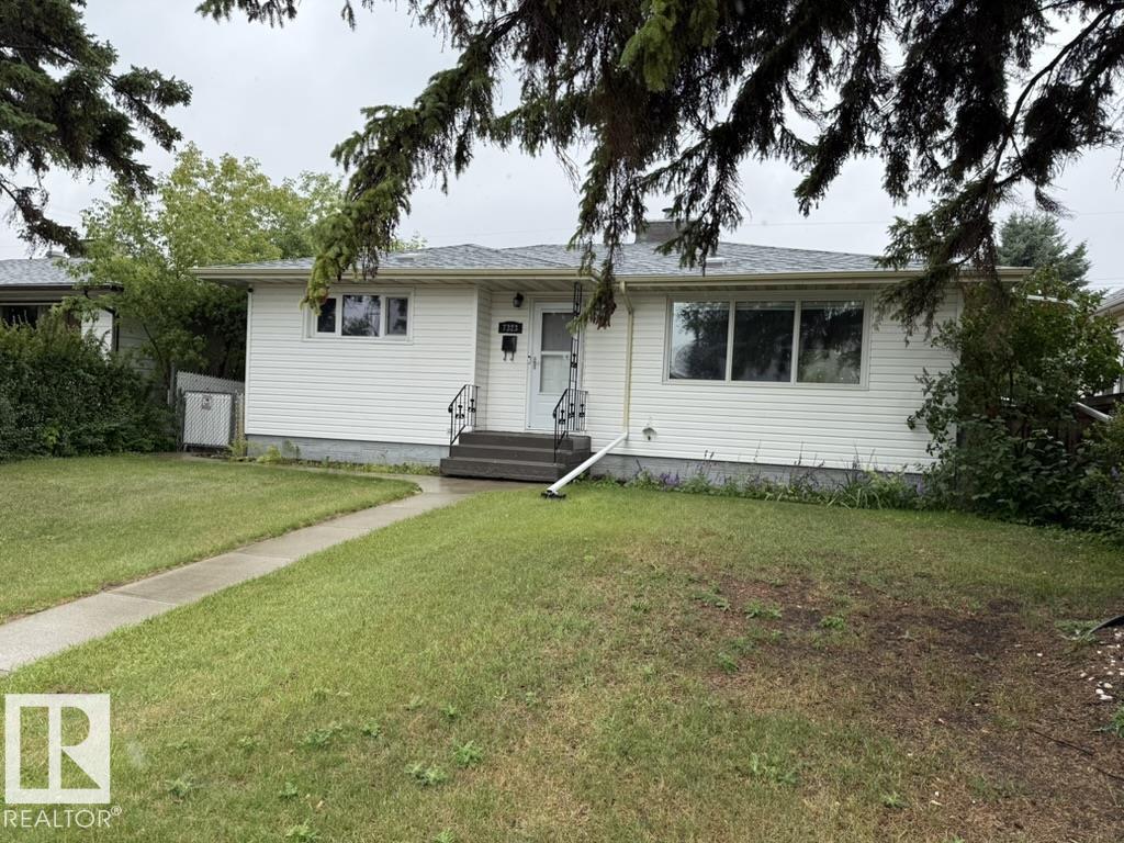 Photo 16 at 7323 130 Avenue NW, Balwin, Edmonton