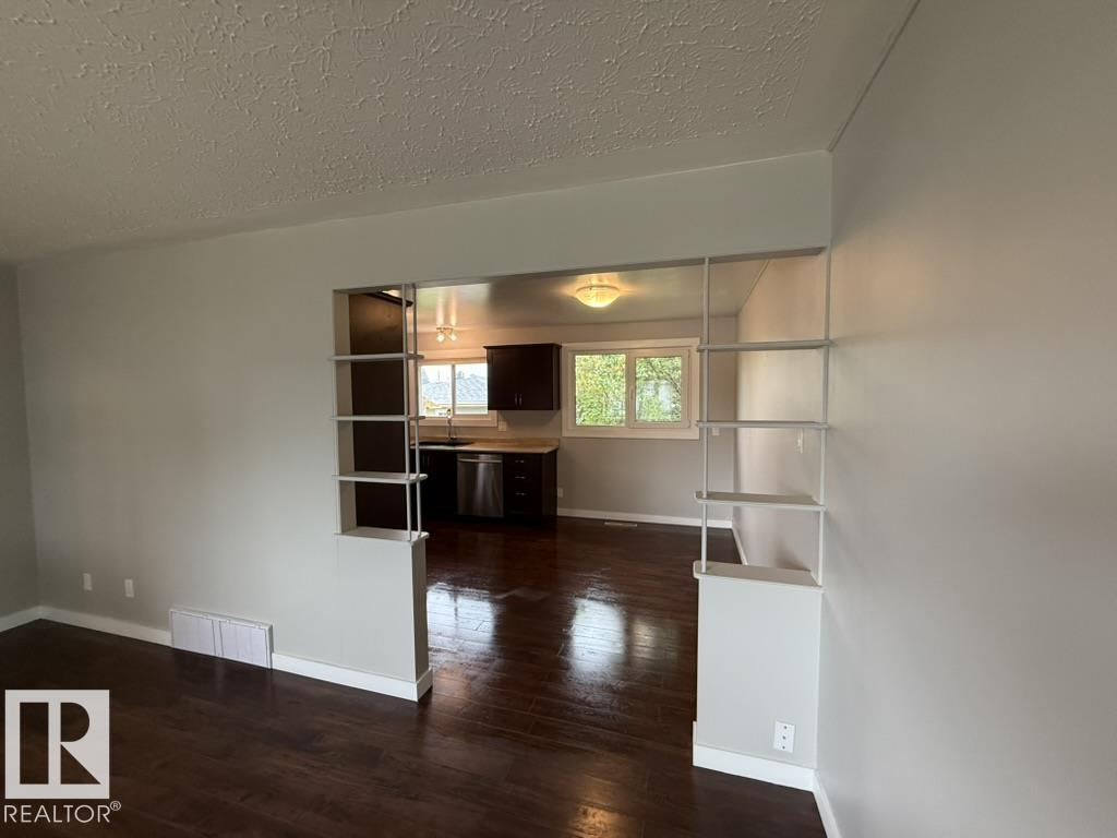 Photo 4 at 7323 130 Avenue NW, Balwin, Edmonton