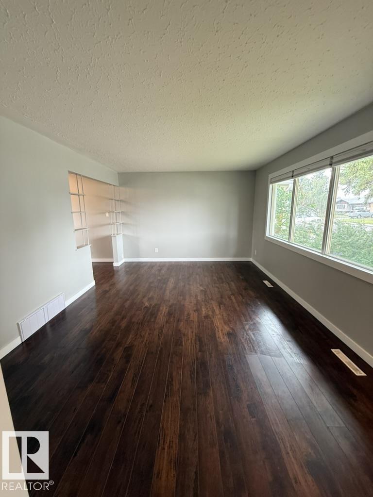 Photo 7 at 7323 130 Avenue NW, Balwin, Edmonton