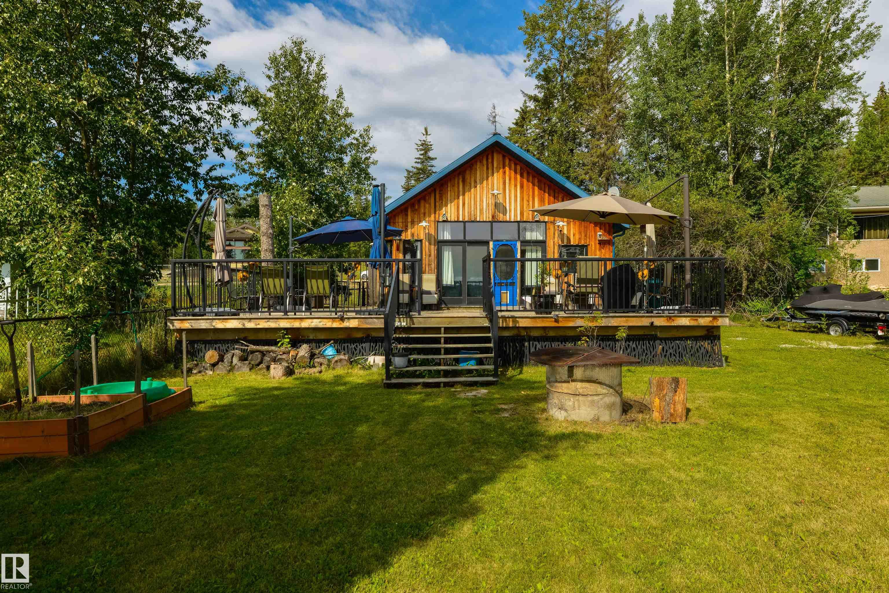 Photo 24 at 113 Bayview Drive, Lakeview, Rural Parkland County