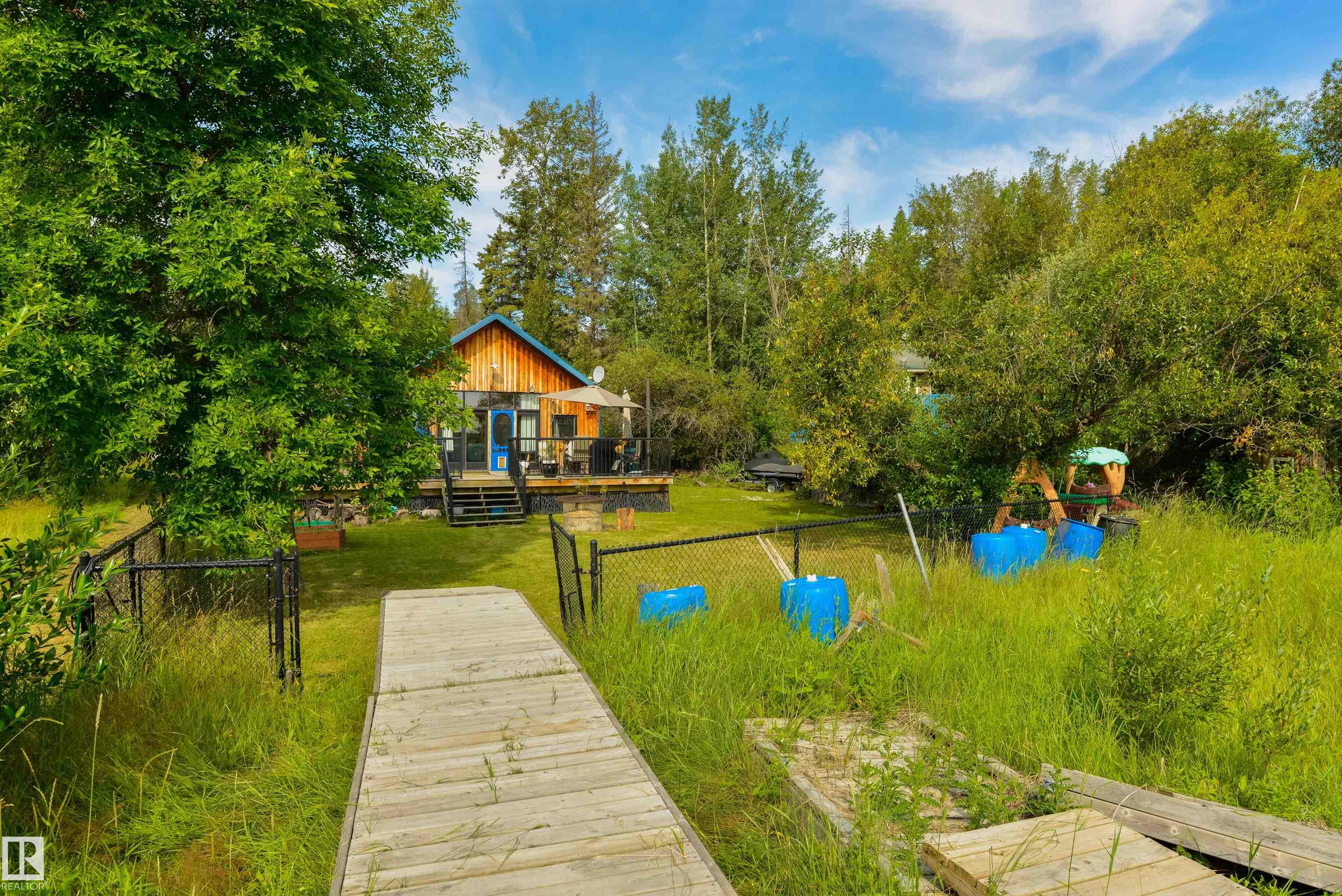 Photo 28 at 113 Bayview Drive, Lakeview, Rural Parkland County