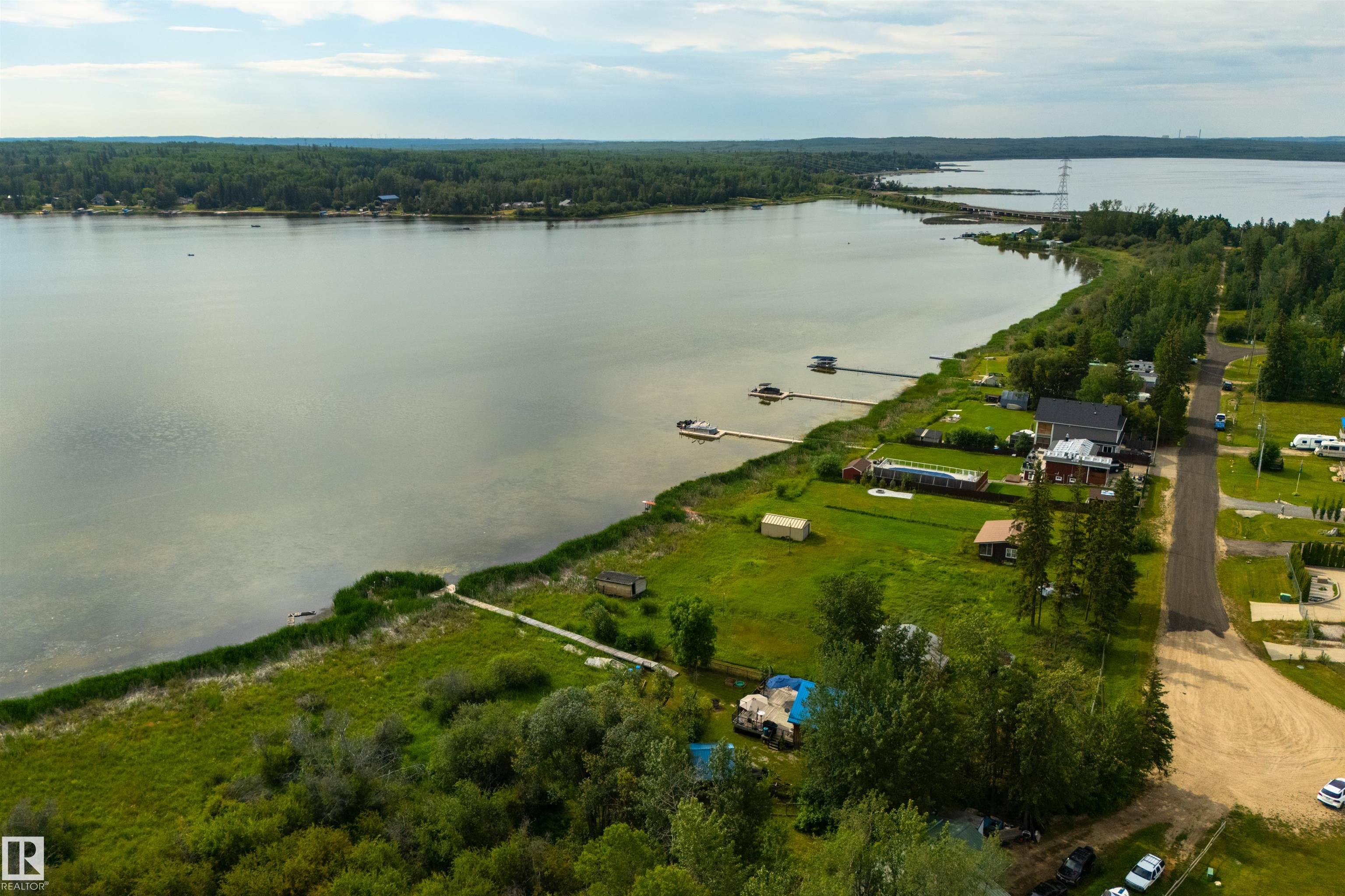 Photo 41 at 113 Bayview Drive, Lakeview, Rural Parkland County