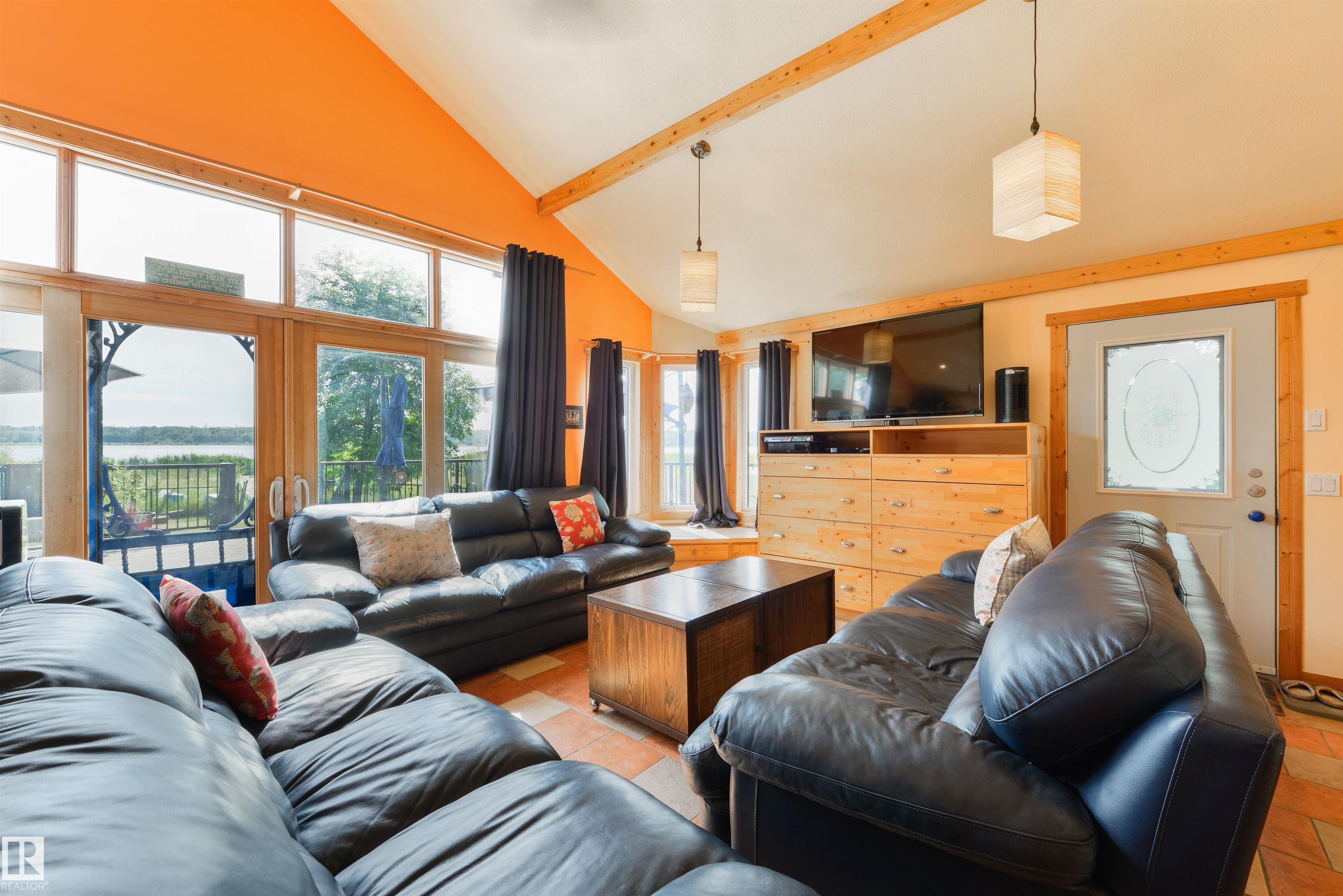 Photo 7 at 113 Bayview Drive, Lakeview, Rural Parkland County