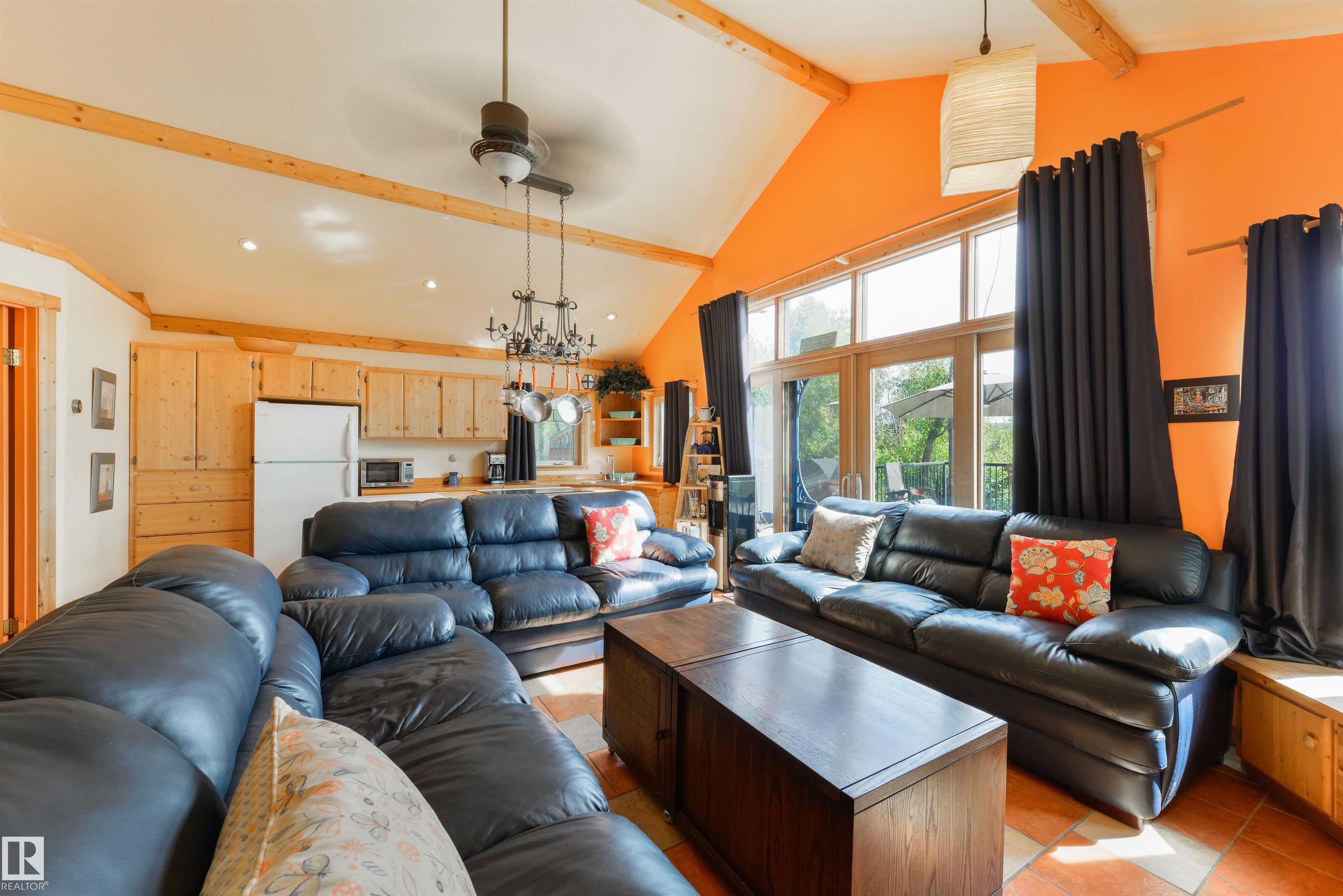 Photo 10 at 113 Bayview Drive, Lakeview, Rural Parkland County