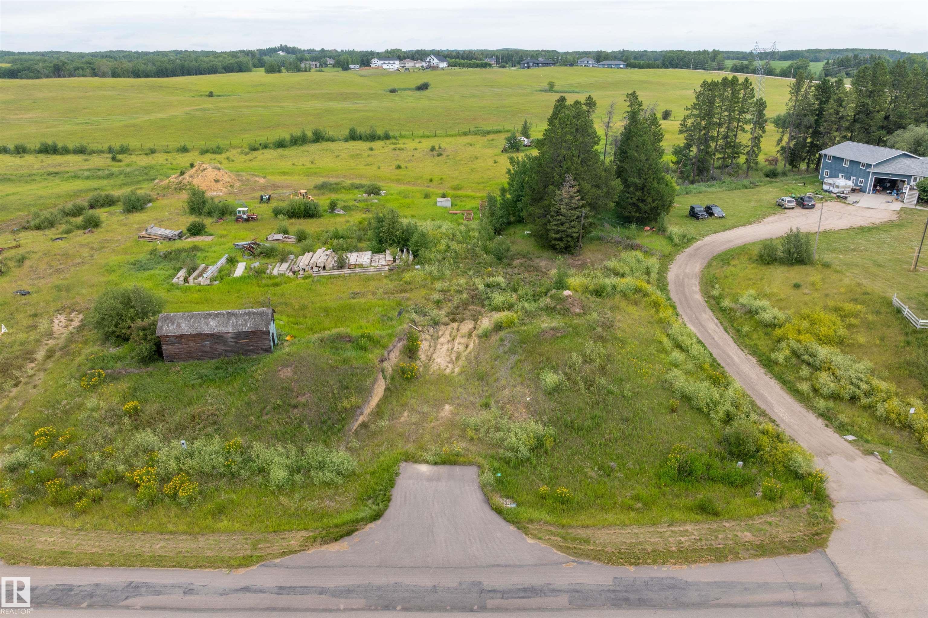 Photo 3 at 8 - 53214 Rge Road 13, Leeward Estates, Rural Parkland County
