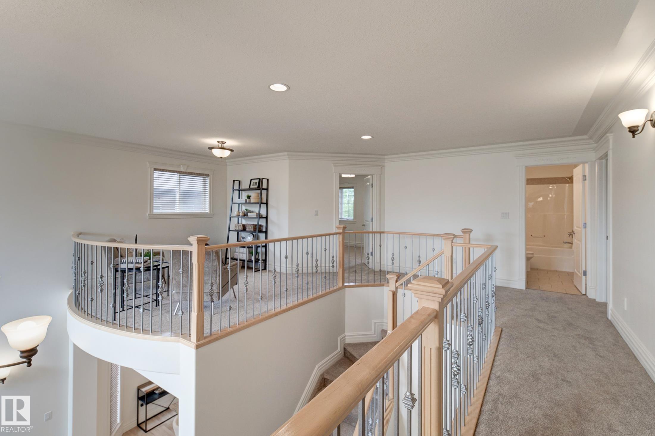Photo 29 at 3020 Macneil Way NW, Magrath Heights, Edmonton