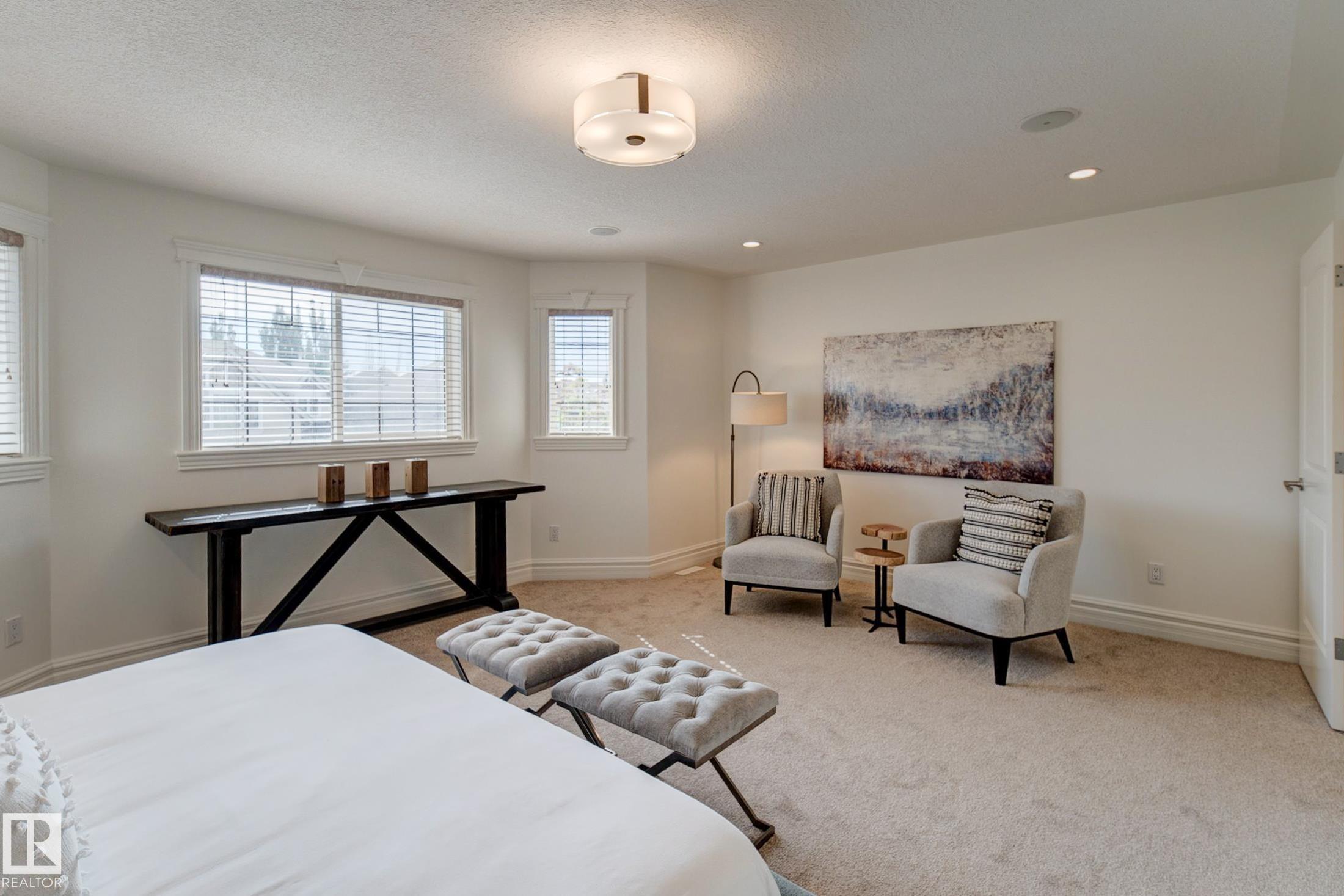 Photo 34 at 3020 Macneil Way NW, Magrath Heights, Edmonton