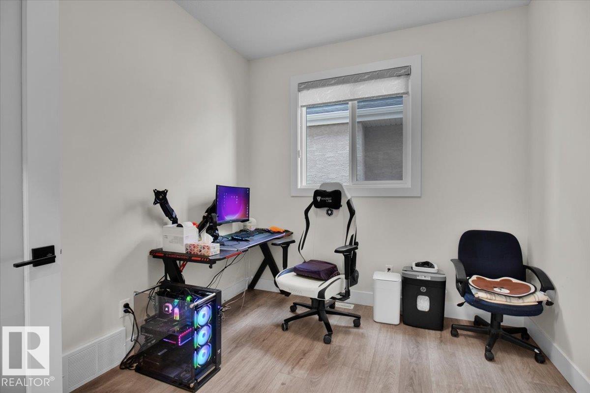 Photo 14 at 9327 181 Avenue NW, Klarvatten, Edmonton
