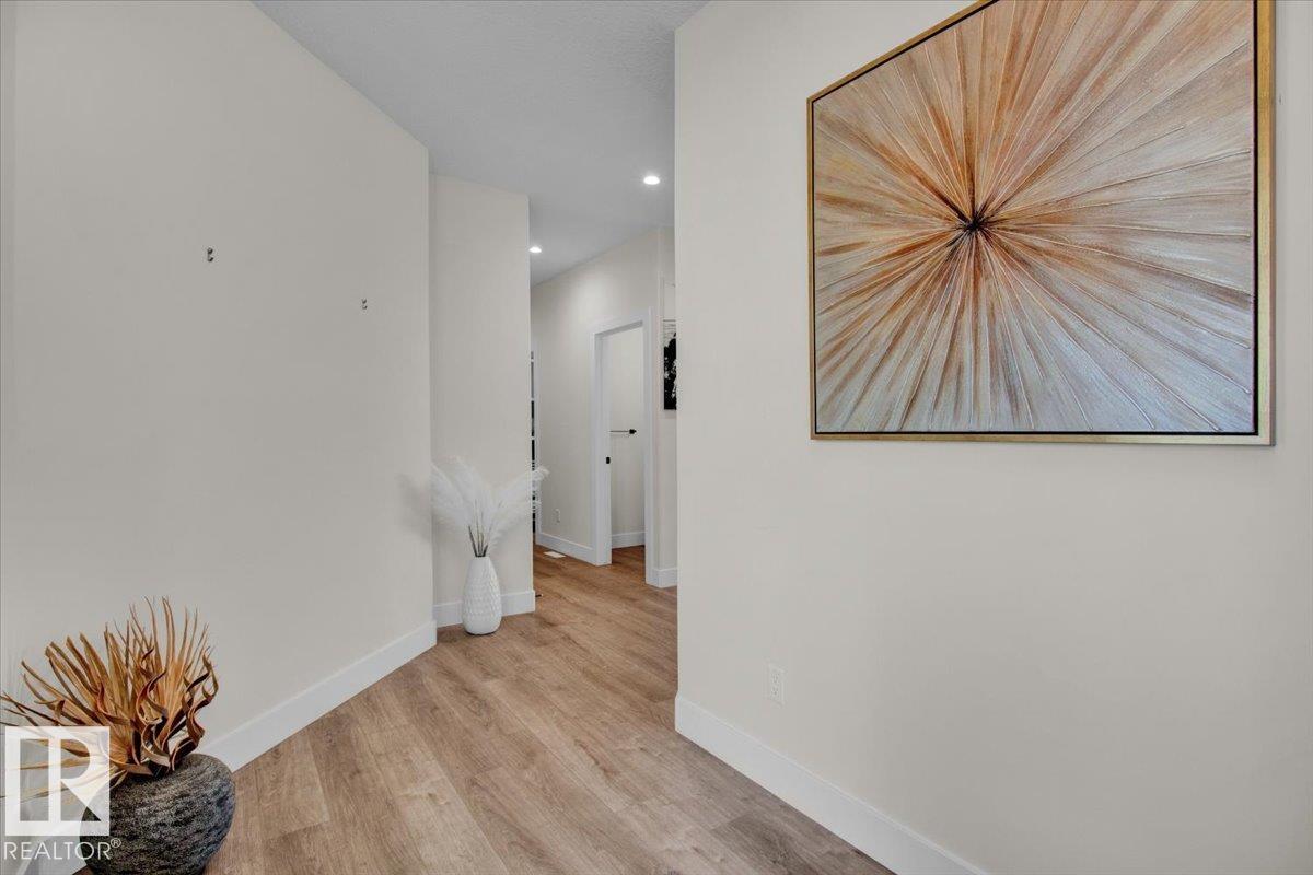 Photo 9 at 9327 181 Avenue NW, Klarvatten, Edmonton