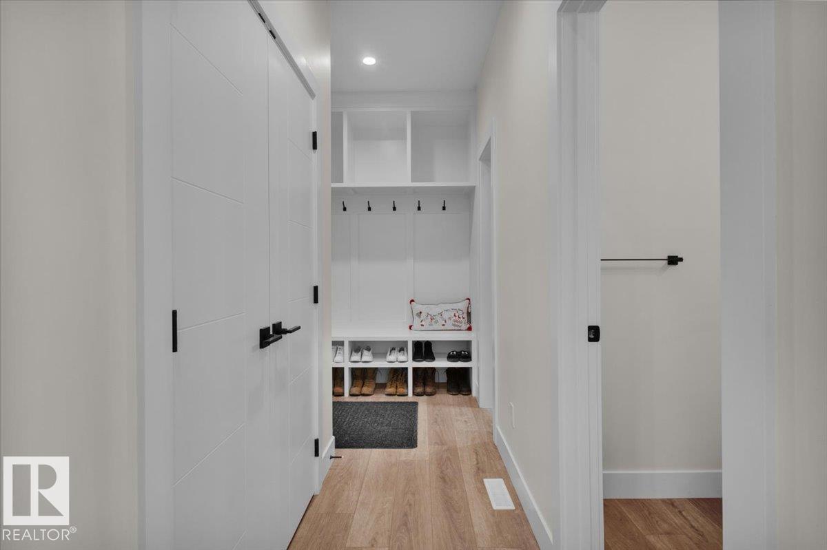 Photo 10 at 9327 181 Avenue NW, Klarvatten, Edmonton