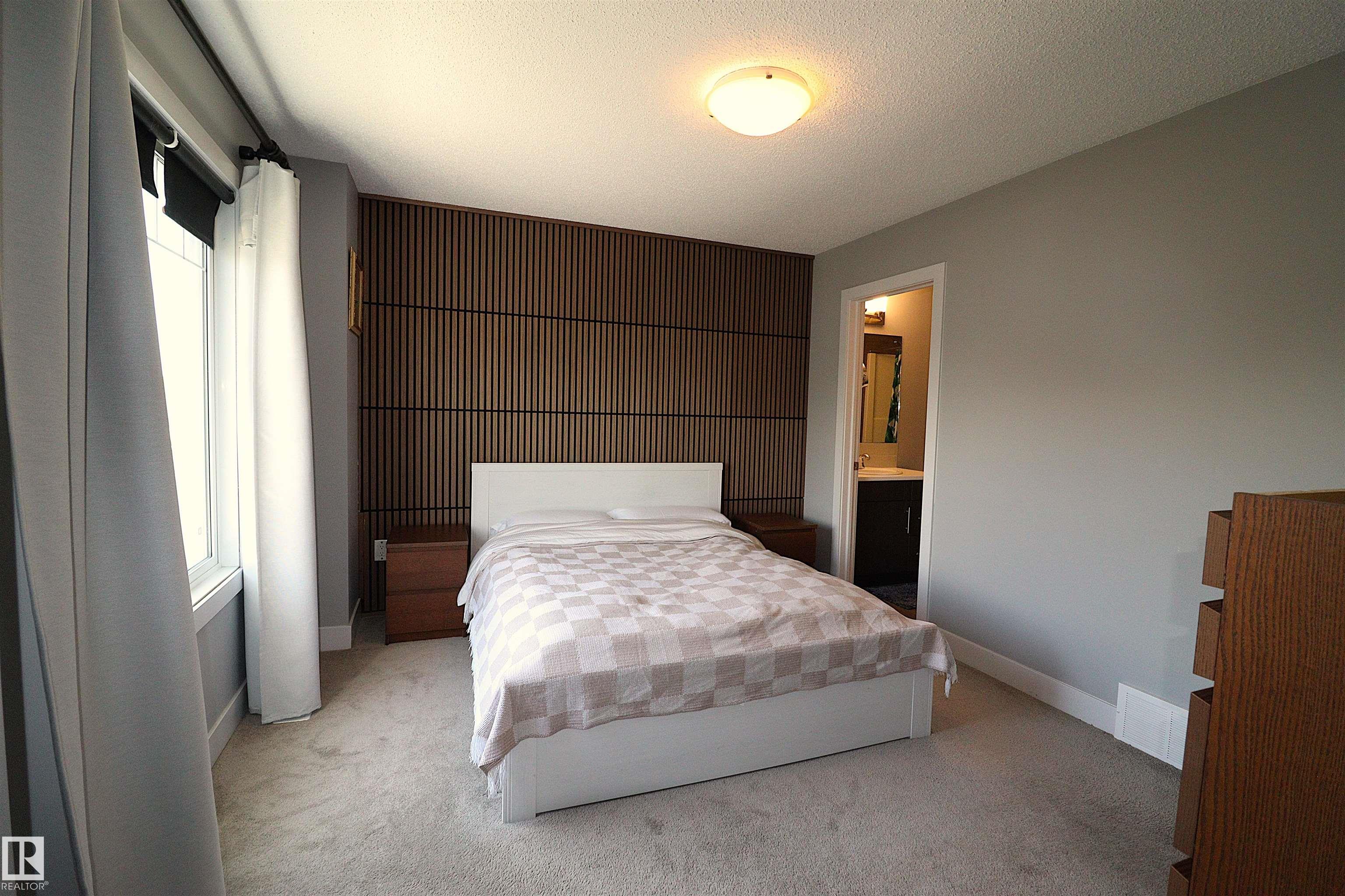 Photo 16 at 23 - 2922 Maple Way NW, Maple Crest, Edmonton