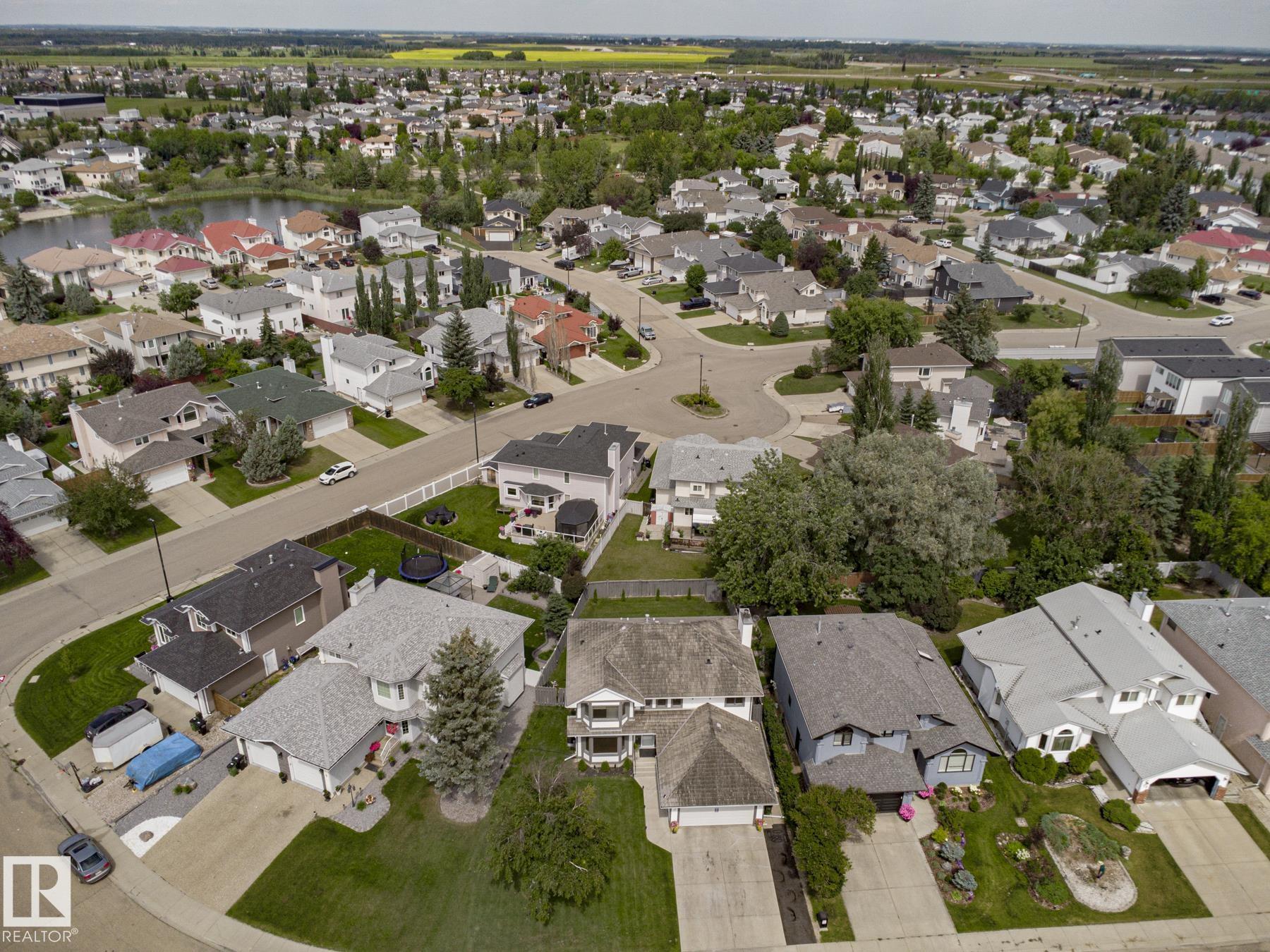 http://cdnparap120.paragonrels.com/ParagonImages/Property/p12/RAE/225362860/63/0/0/ca379dbc002238d26df427086632ad75/1/e0353446729eea8c2c7c915e75b8e93f/225362860-4aed356d-8df1-4380-9363-a1cbd02bfff8.JPG
