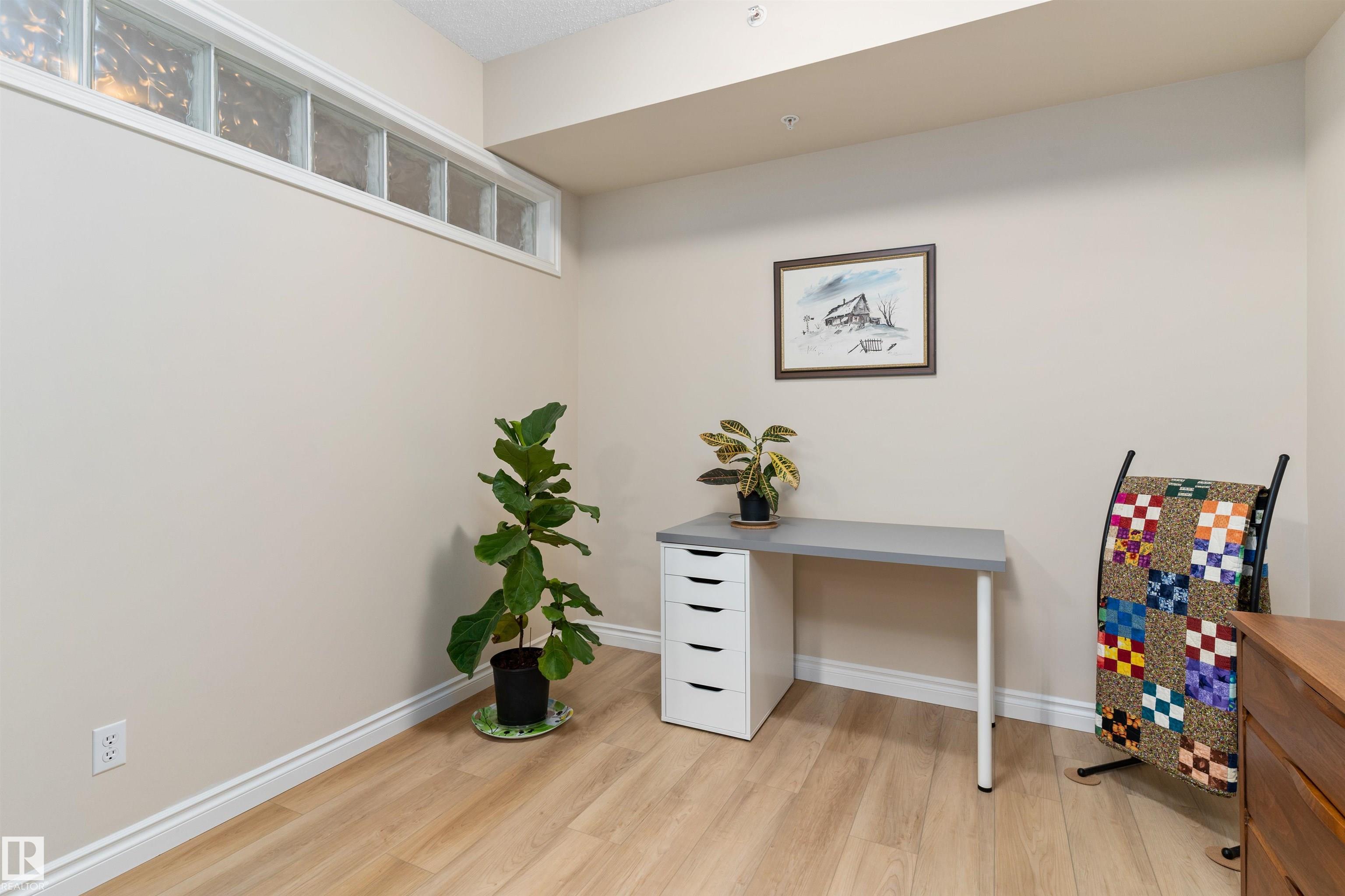 Photo 5 at 408 - 9020 Jasper Avenue NW, Boyle Street, Edmonton